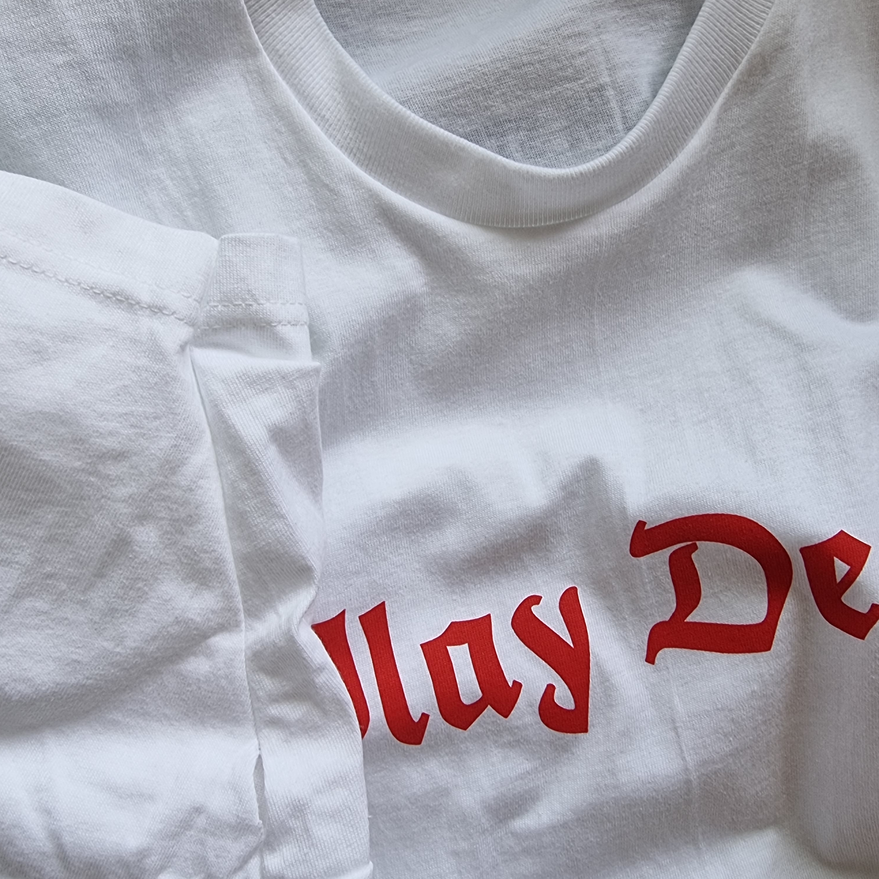 Supreme Play Dead T-Shirt White - 22FW 착용 스타일 - 2