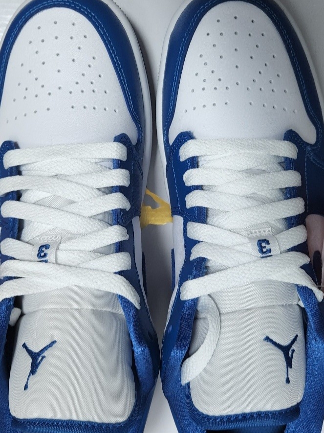 (W) Jordan 1 Low White Dark Marina Blue 착용 스타일