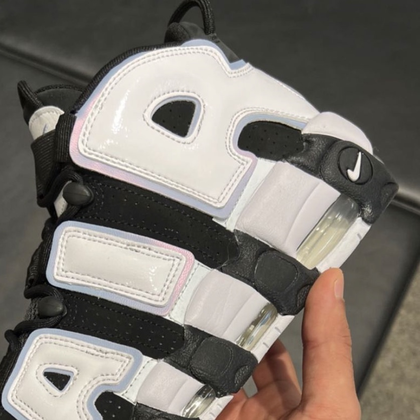 Nike Air More Uptempo 96 Cobalt Bliss 착용 스타일