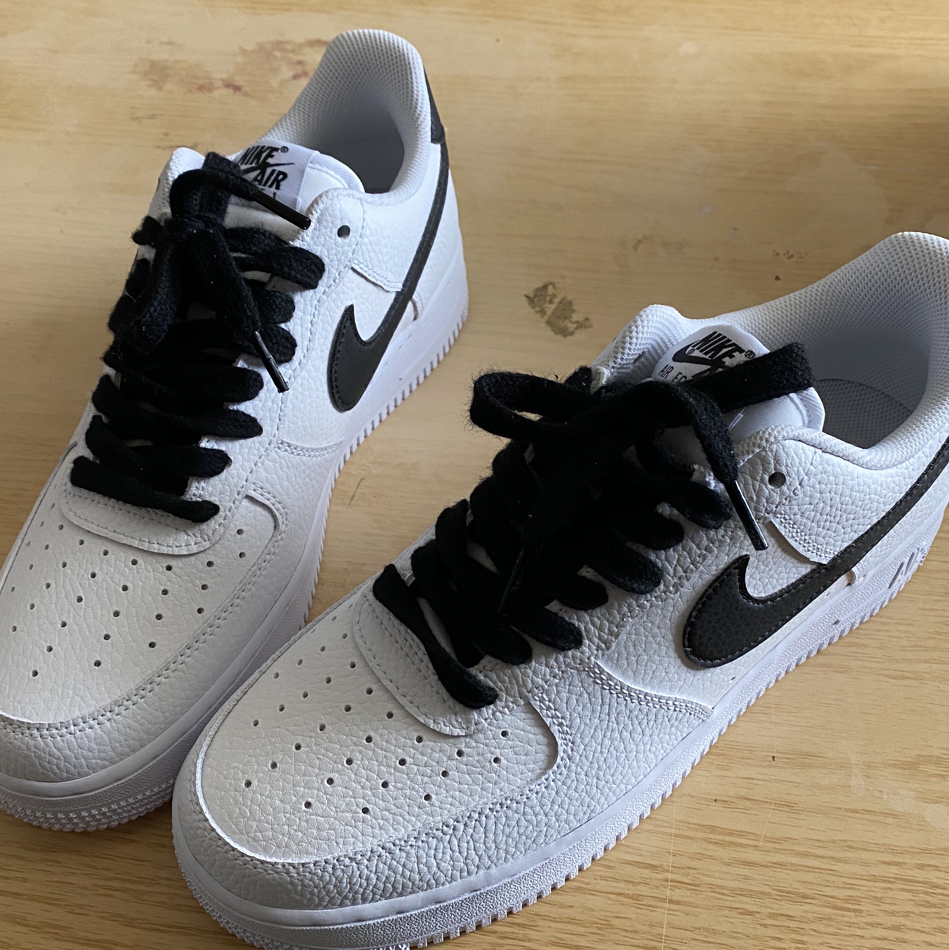 Nike Air Force 1 '07 White Black 착용 스타일