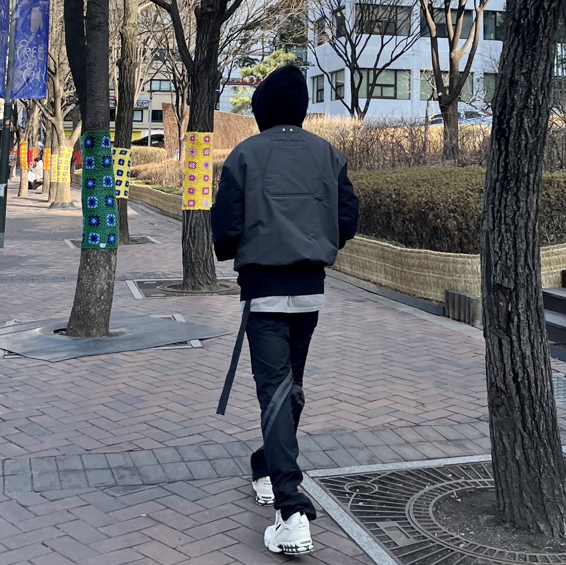 Undermycar Ababell Multi Flap Oversized Bomber Balsam Green - 22SS, Nike x Stussy Air Zoom Spiridon Cage 2 Fossil 착용 스타일 - 3