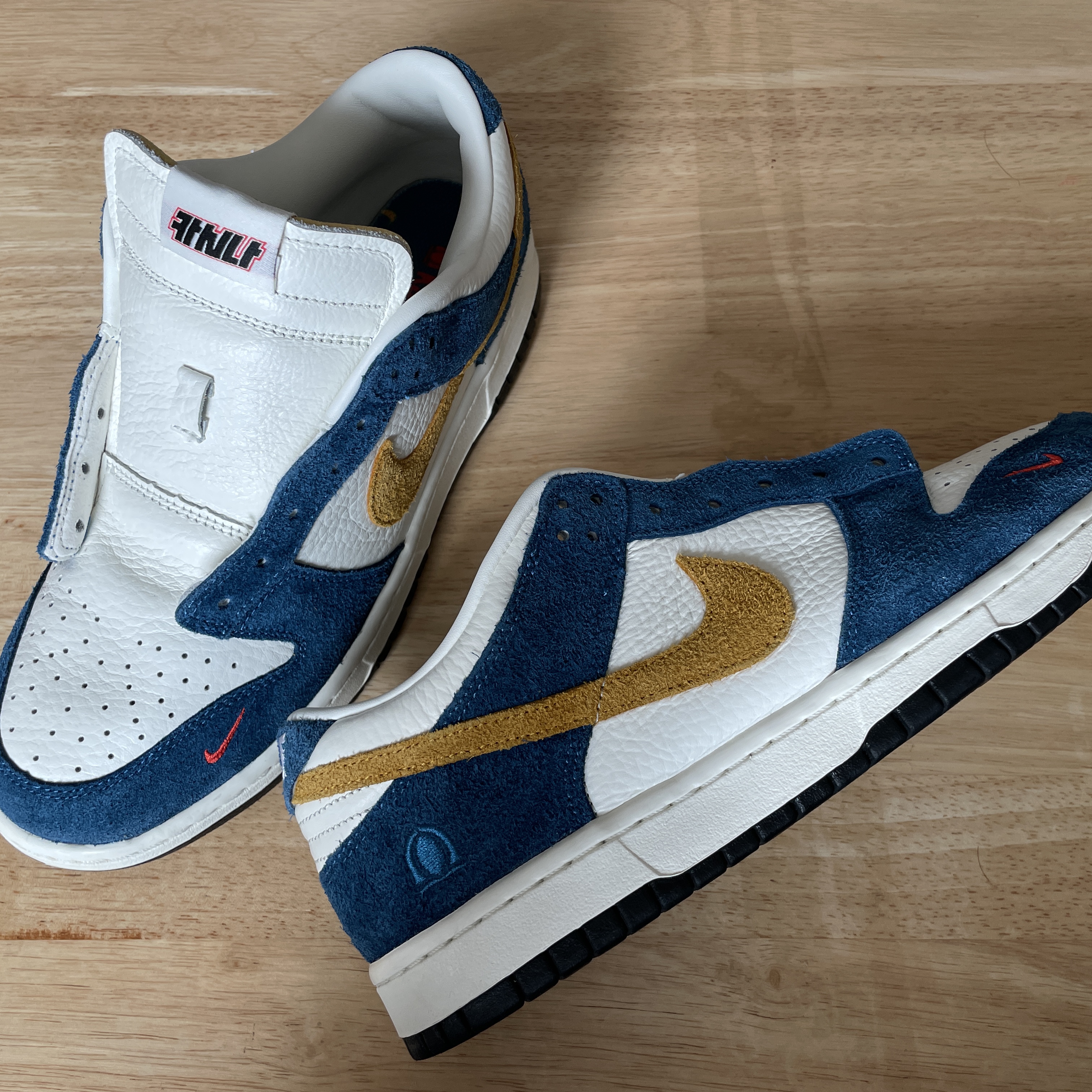 Nike x Kasina Dunk Low 80's Bus 착용 스타일 - 4