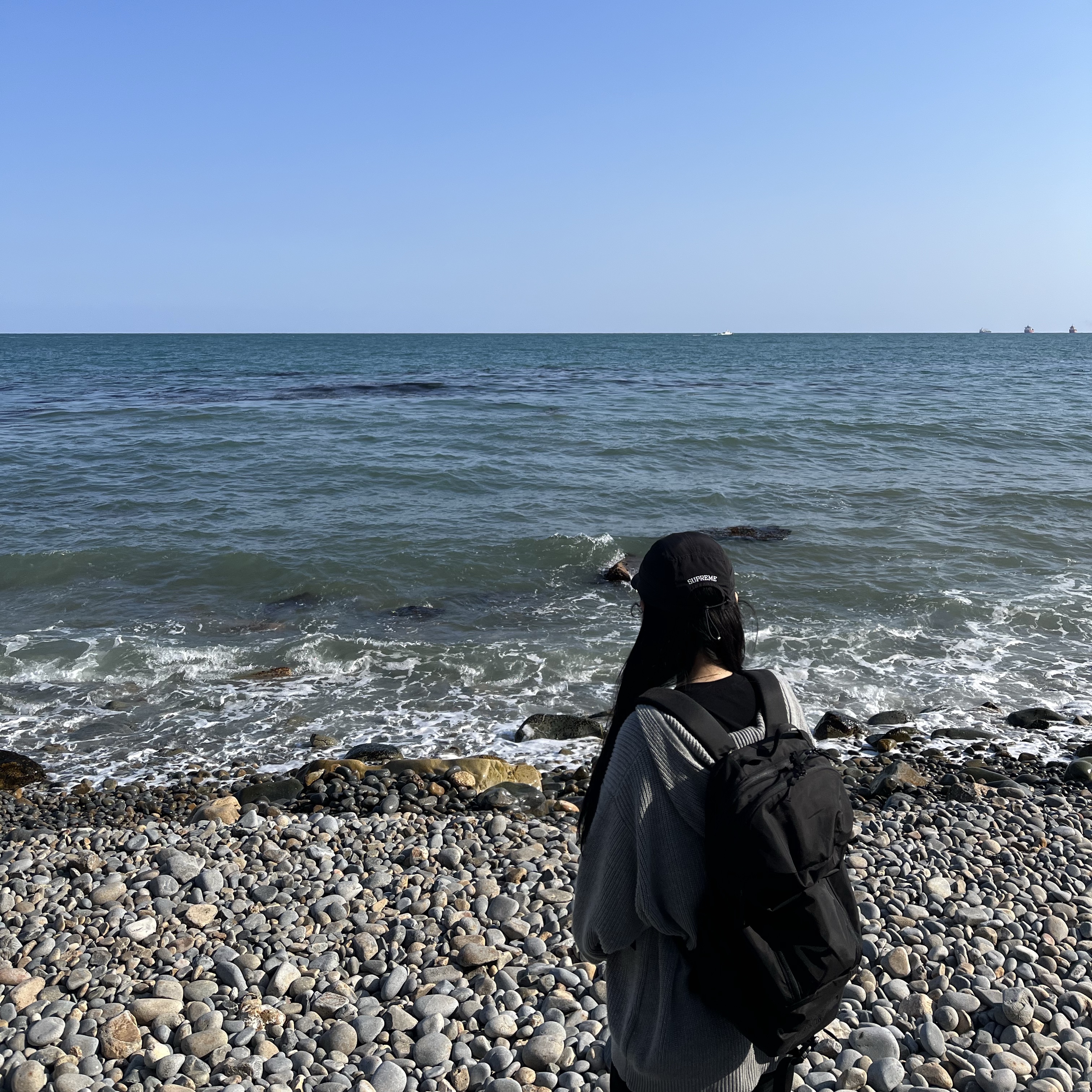 Supreme x The North Face Trekking Soft Bill Cap Black - 22SS, Arc'teryx Mantis 26 Backpack Black 착용 스타일