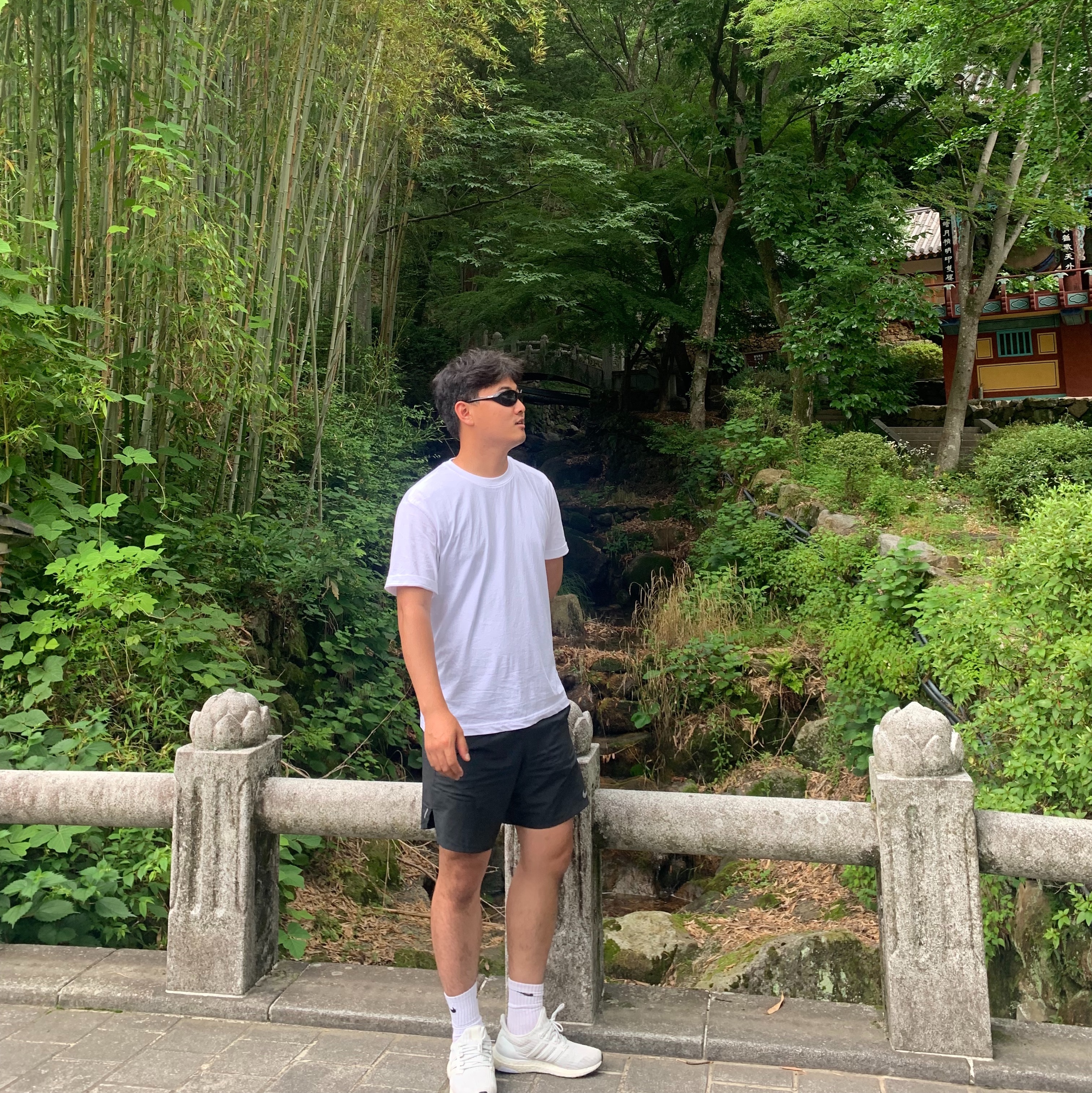 Oakley Eye Jacket Redux Matte Black Frame Prizm Grey Lenses High Bridge Fit, Adidas Ultraboost 1.0 Retro Triple White 2020 착용 스타일 - 1