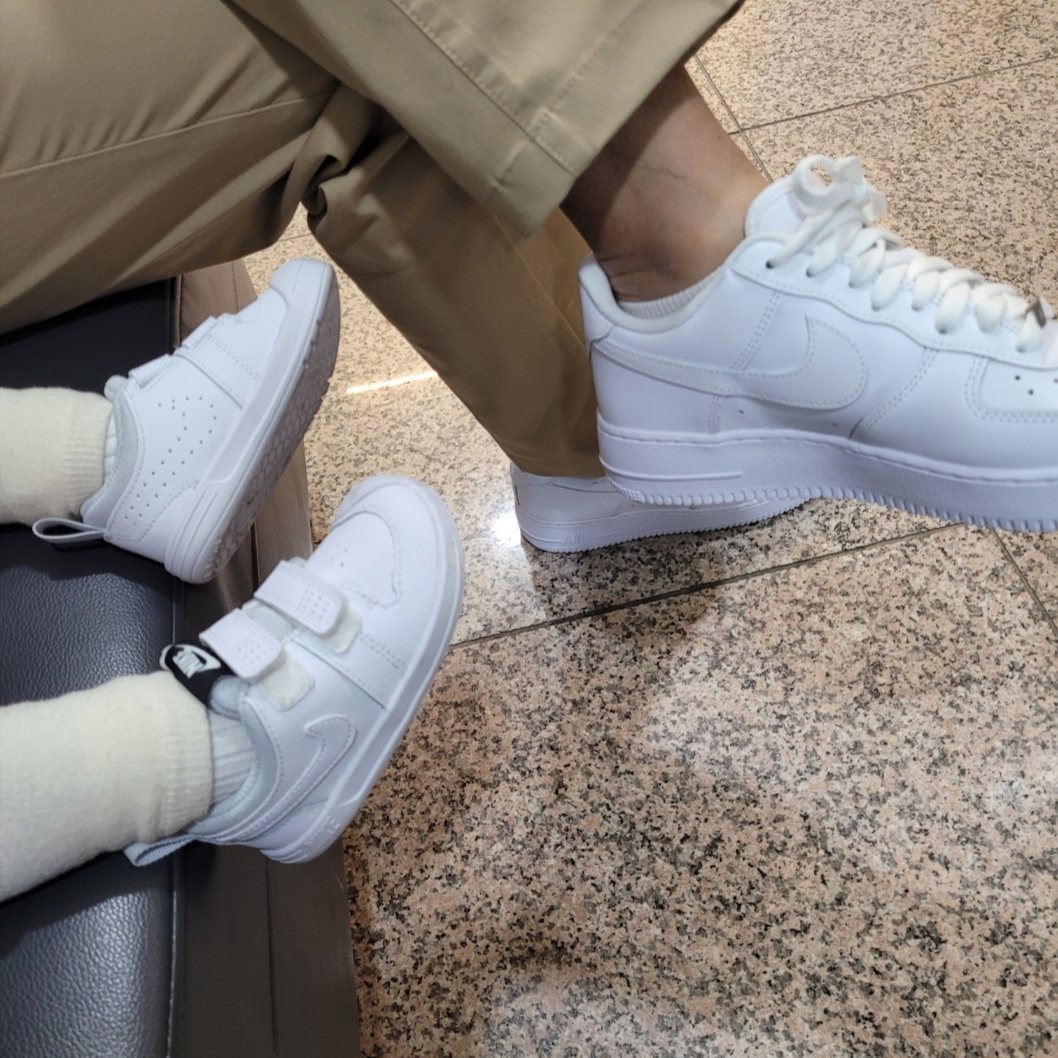 Nike Air Force 1 '07 Low White 착용 스타일 - 1
