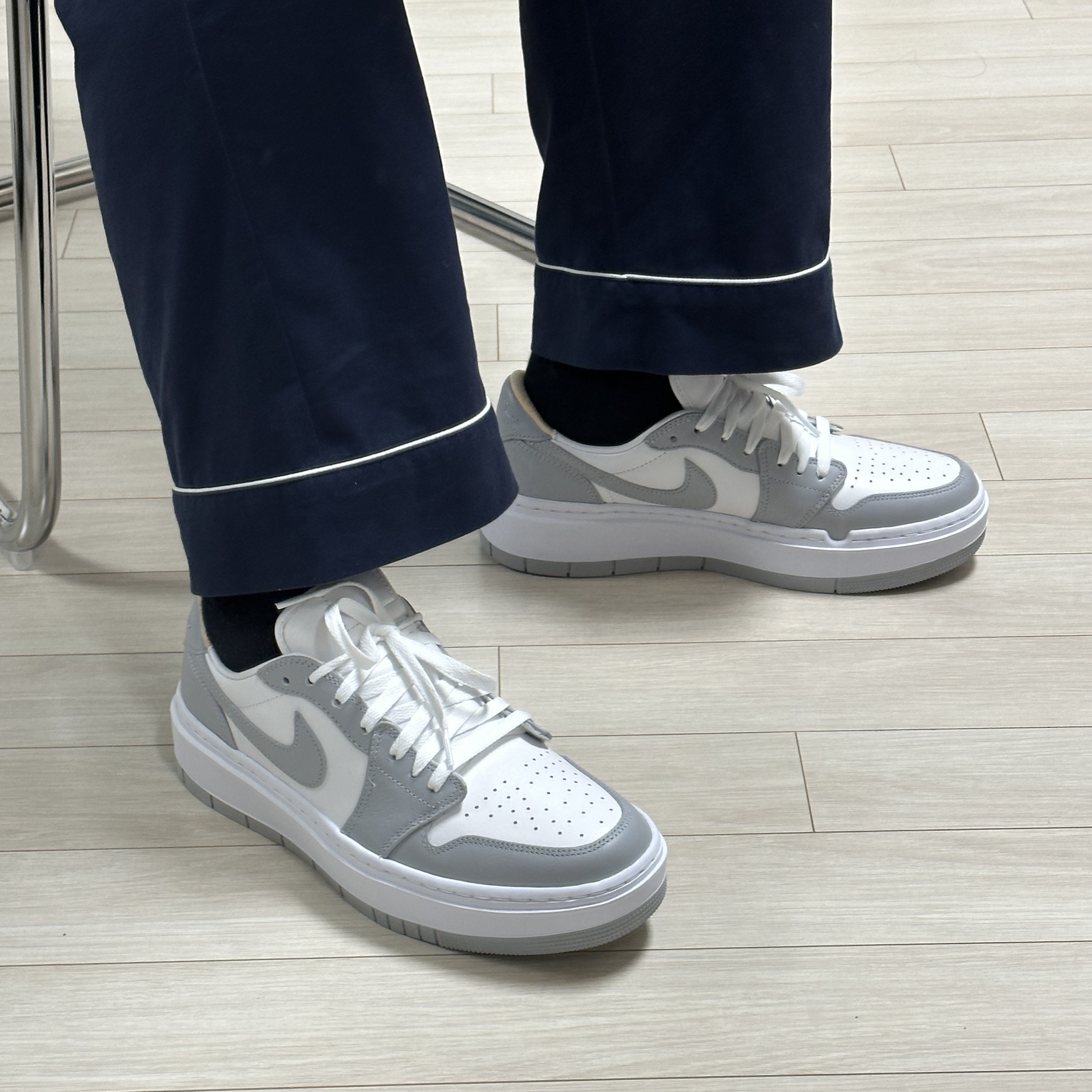 (W) Jordan 1 Elevate Low White and Wolf Grey 착용 스타일