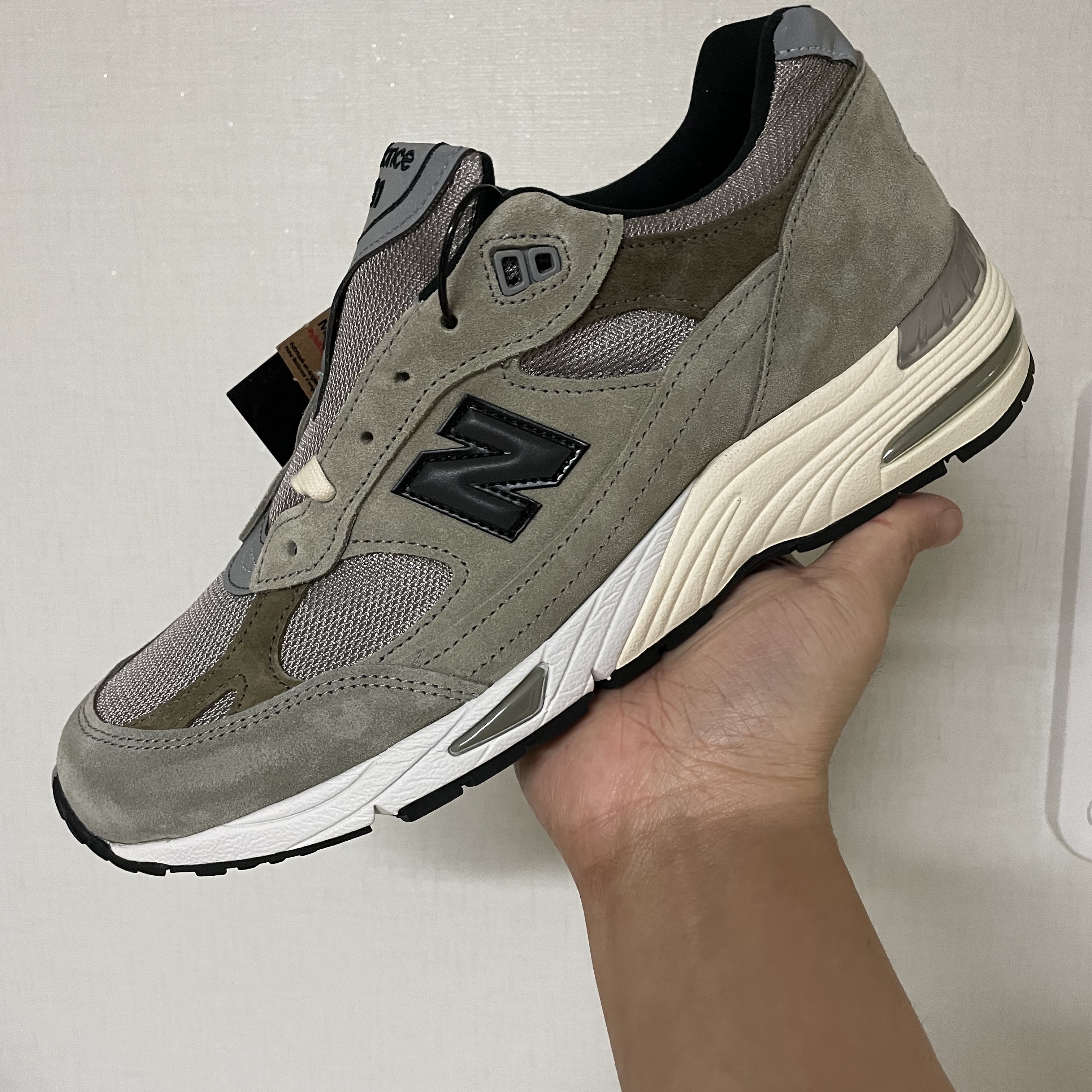 New Balance x JJJJound 991 Made in UK Grey 착용 스타일 - 1