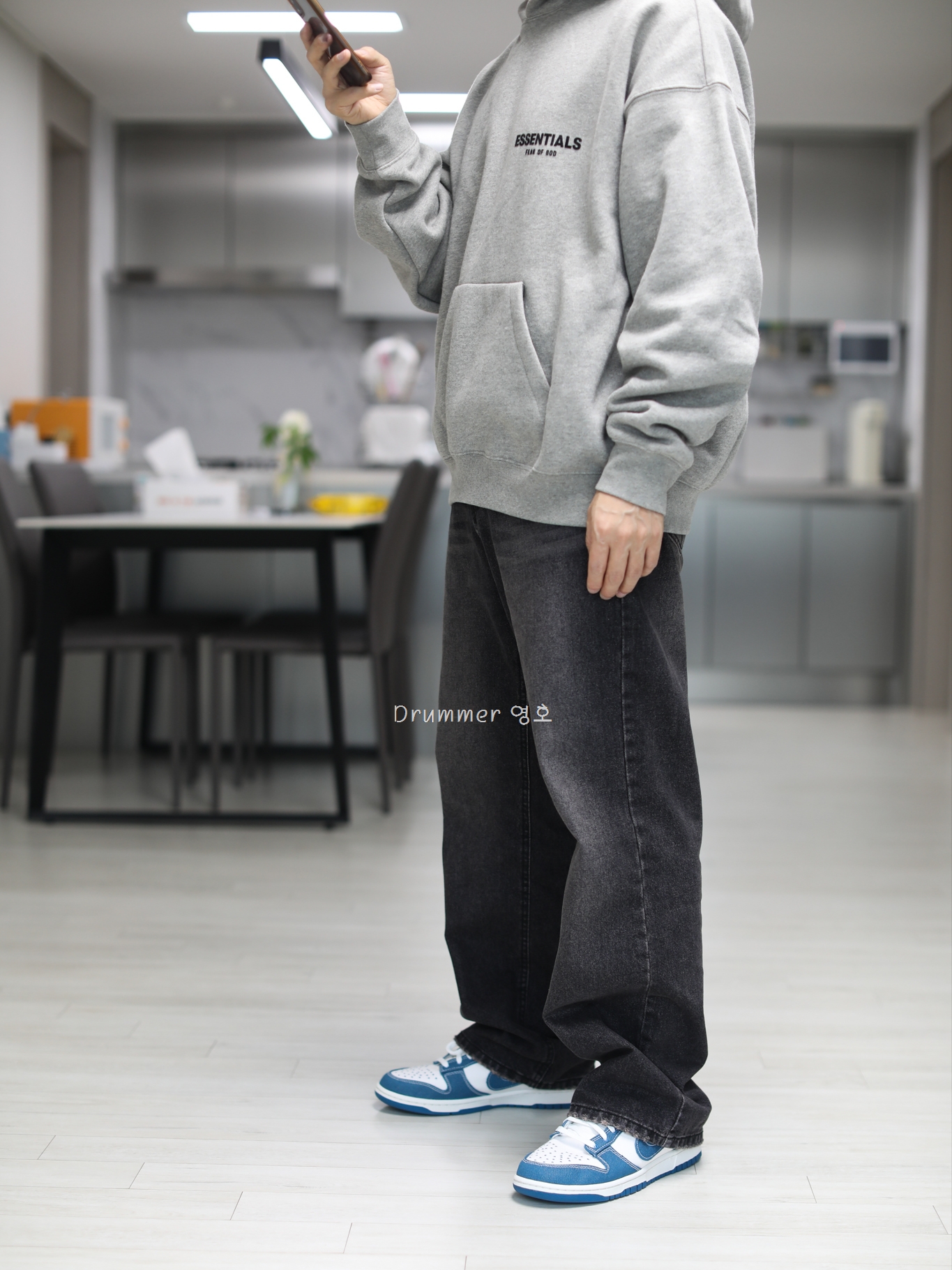 Nike Dunk Low Retro SE Industrial Blue 착용 스타일
