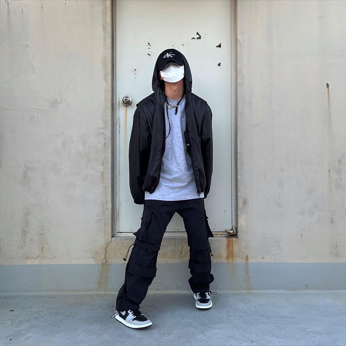 Our Legacy Ladon Leather Keychain Black, Jordan 1 Retro High OG Shadow 2.0 착용 스타일