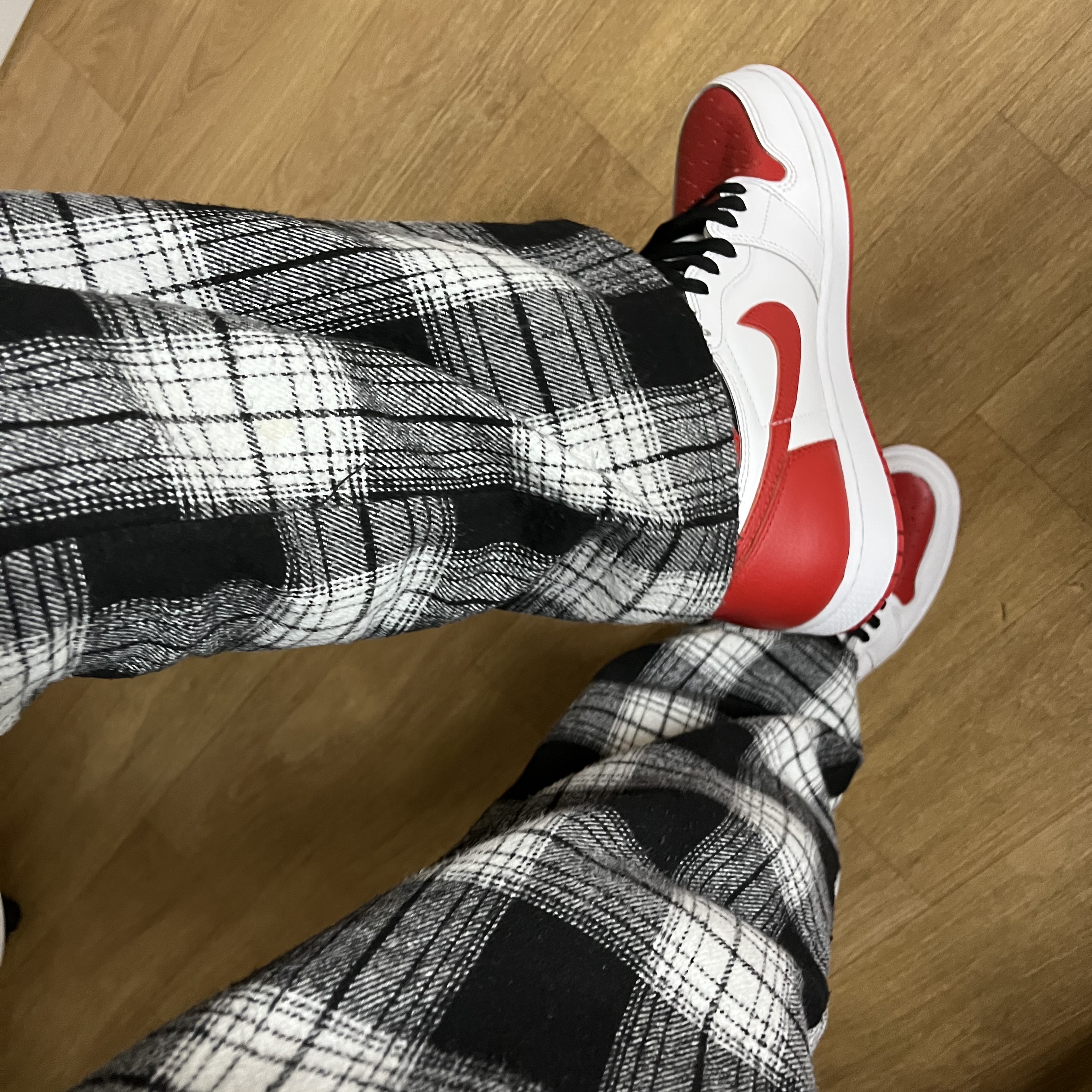 Jordan 1 Retro High OG Heritage 착용 스타일