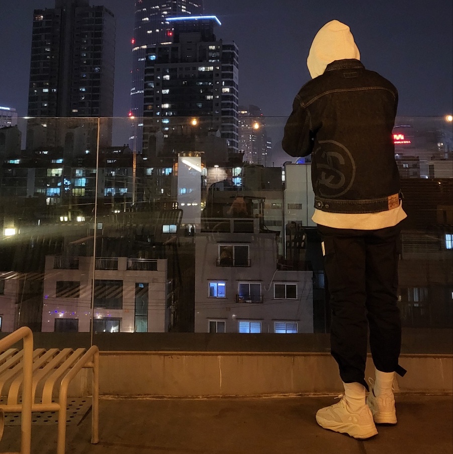 Stussy SS Link Zip Work Jacket One Wash, Adidas Yeezy Boost 700 Analog 2022/2023 착용 스타일 - 1