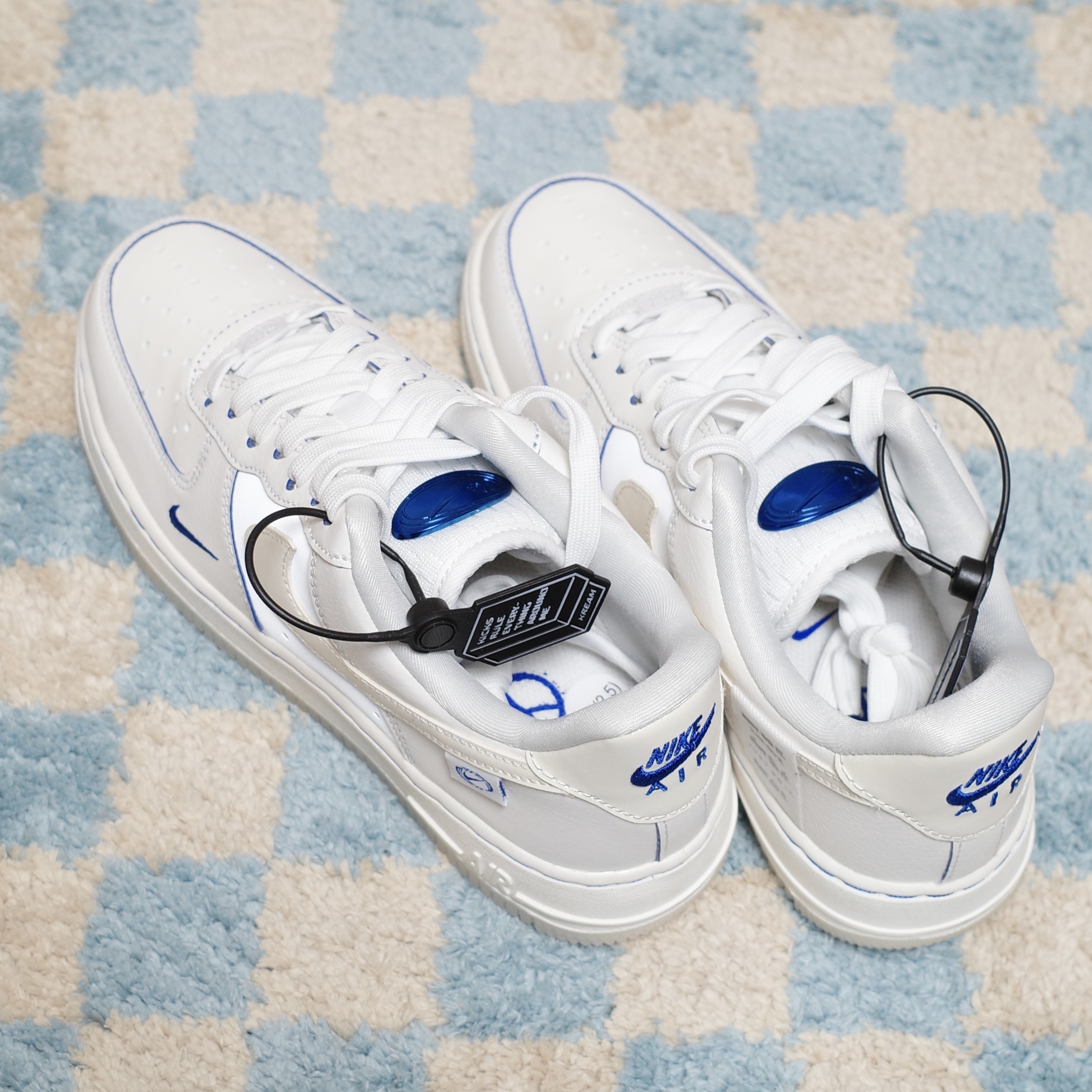 (W) Nike Air Force 1 '07 LX Game Royal Sail 착용 스타일 - 3