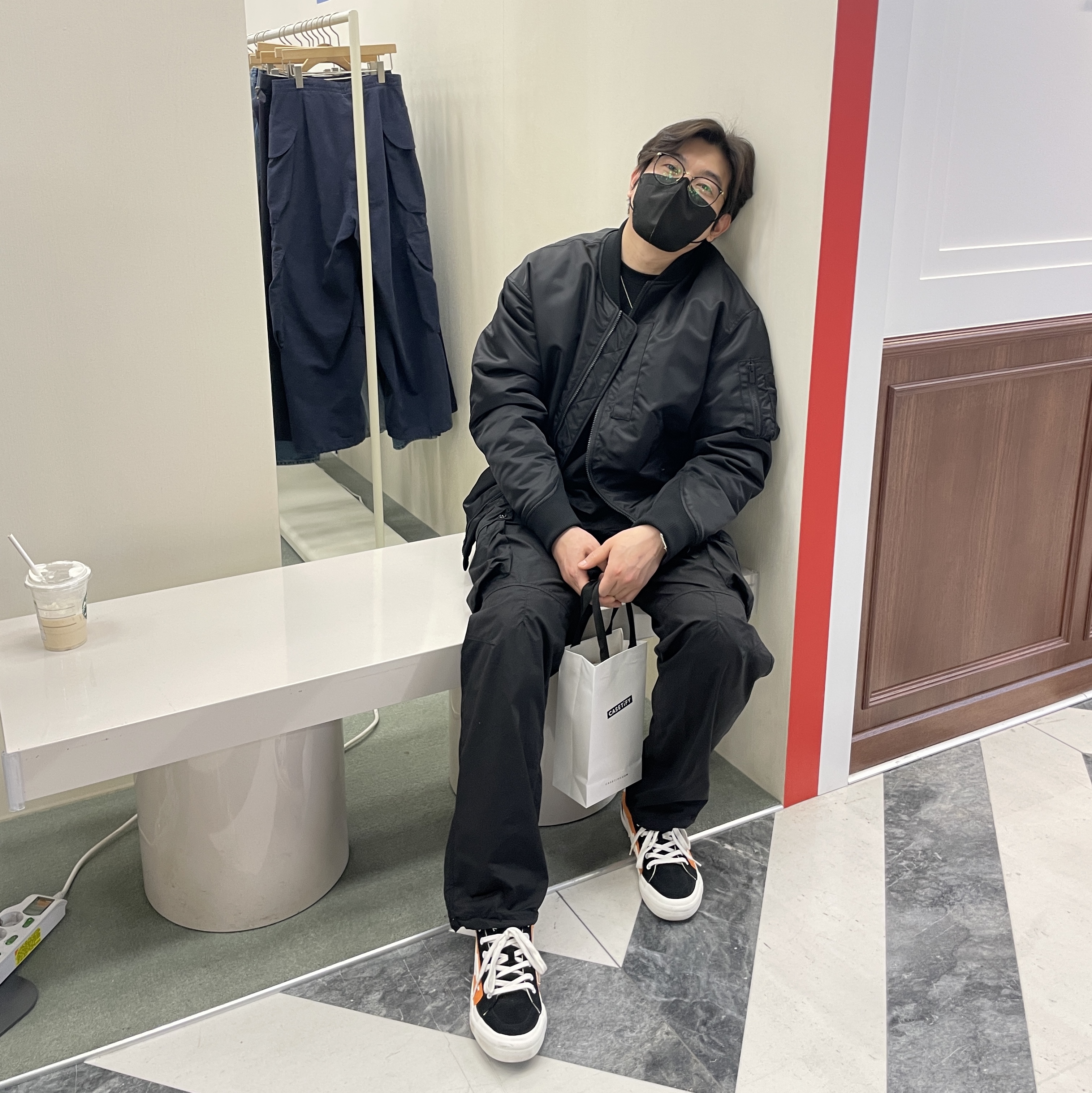 Stone Island 30203 Cargo Pants 5 Pockets Black - 21SS 착용 스타일 - 2