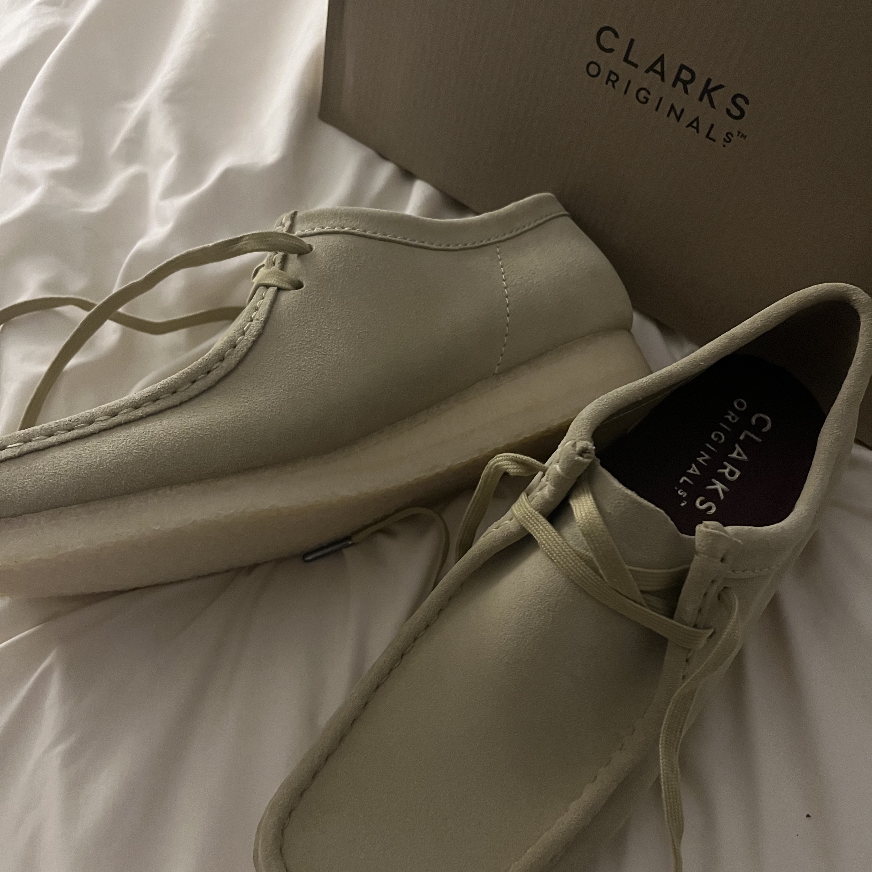 Clarks Wallabee Maple Suede 착용 스타일