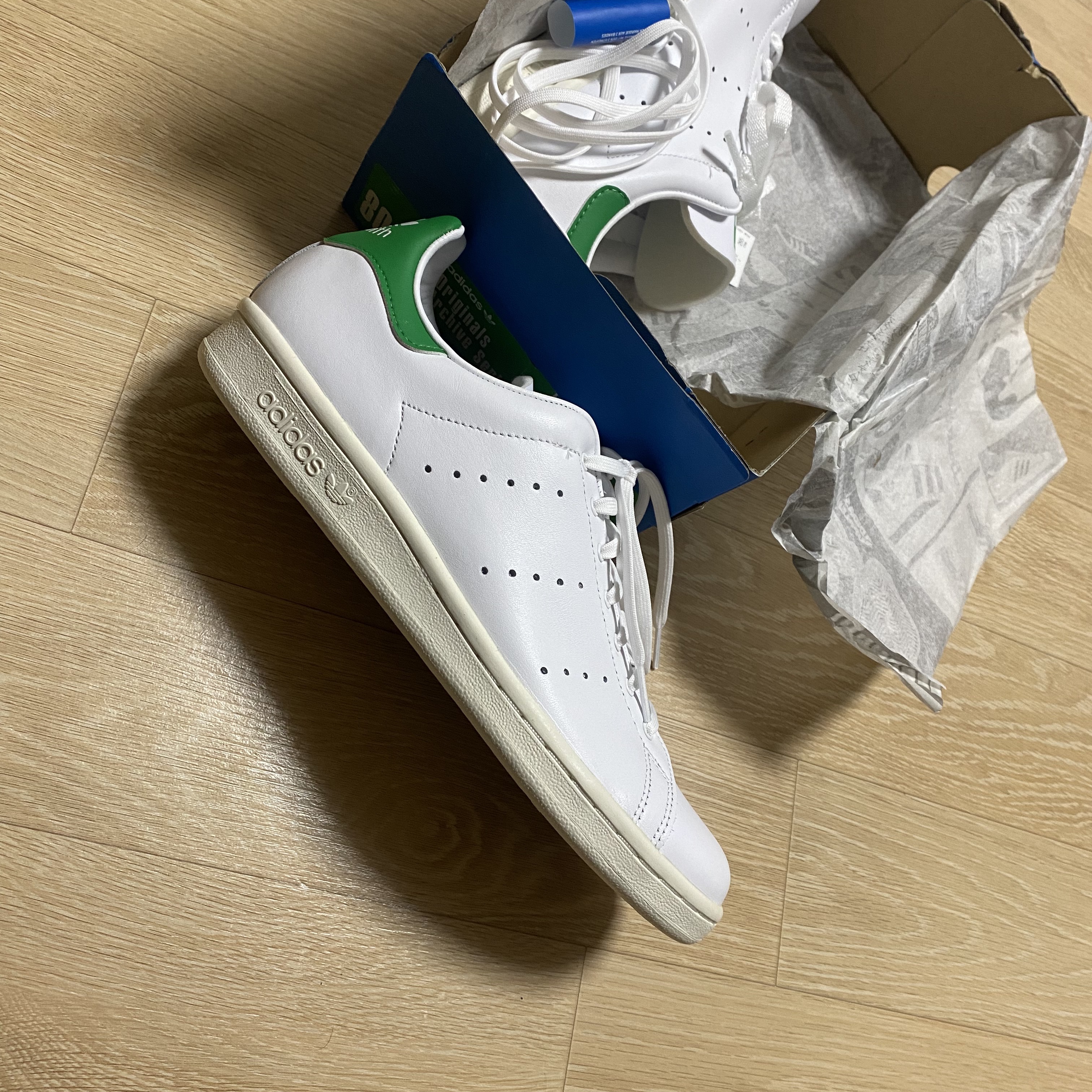 Adidas Stan Smith 80s Cloud White Green 착용 스타일 - 3