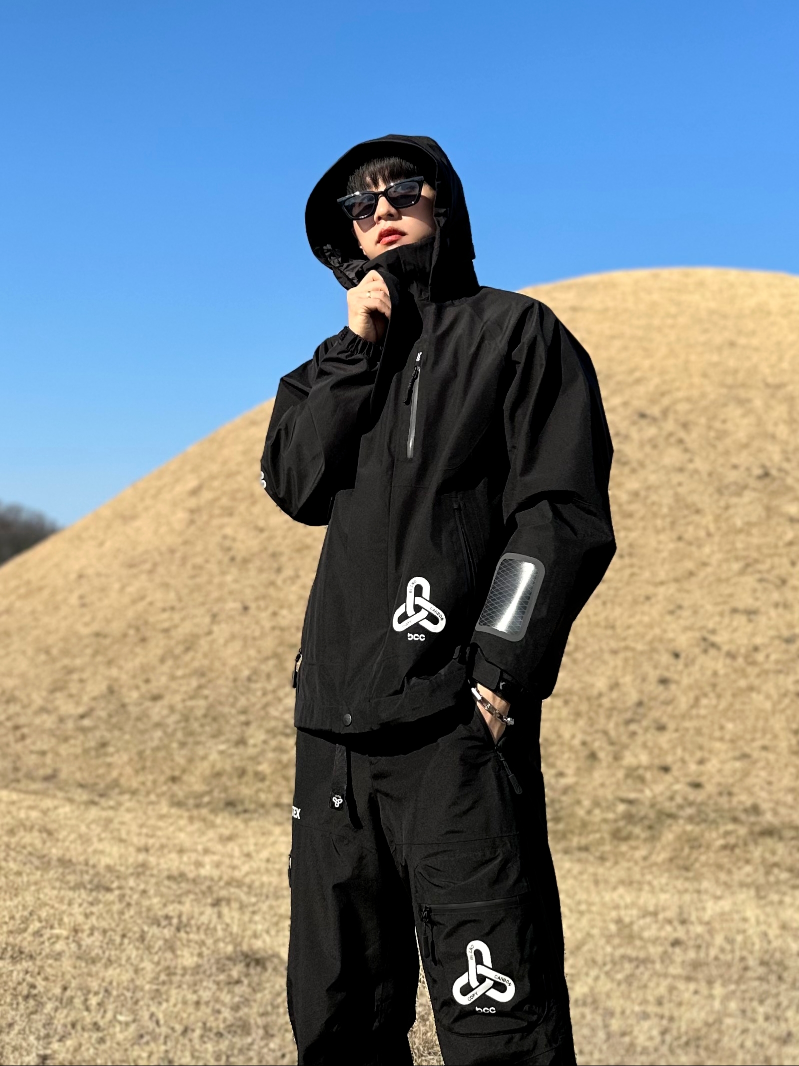 Nike x Sacai VaporWaffle Black White 착용 스타일 - 4