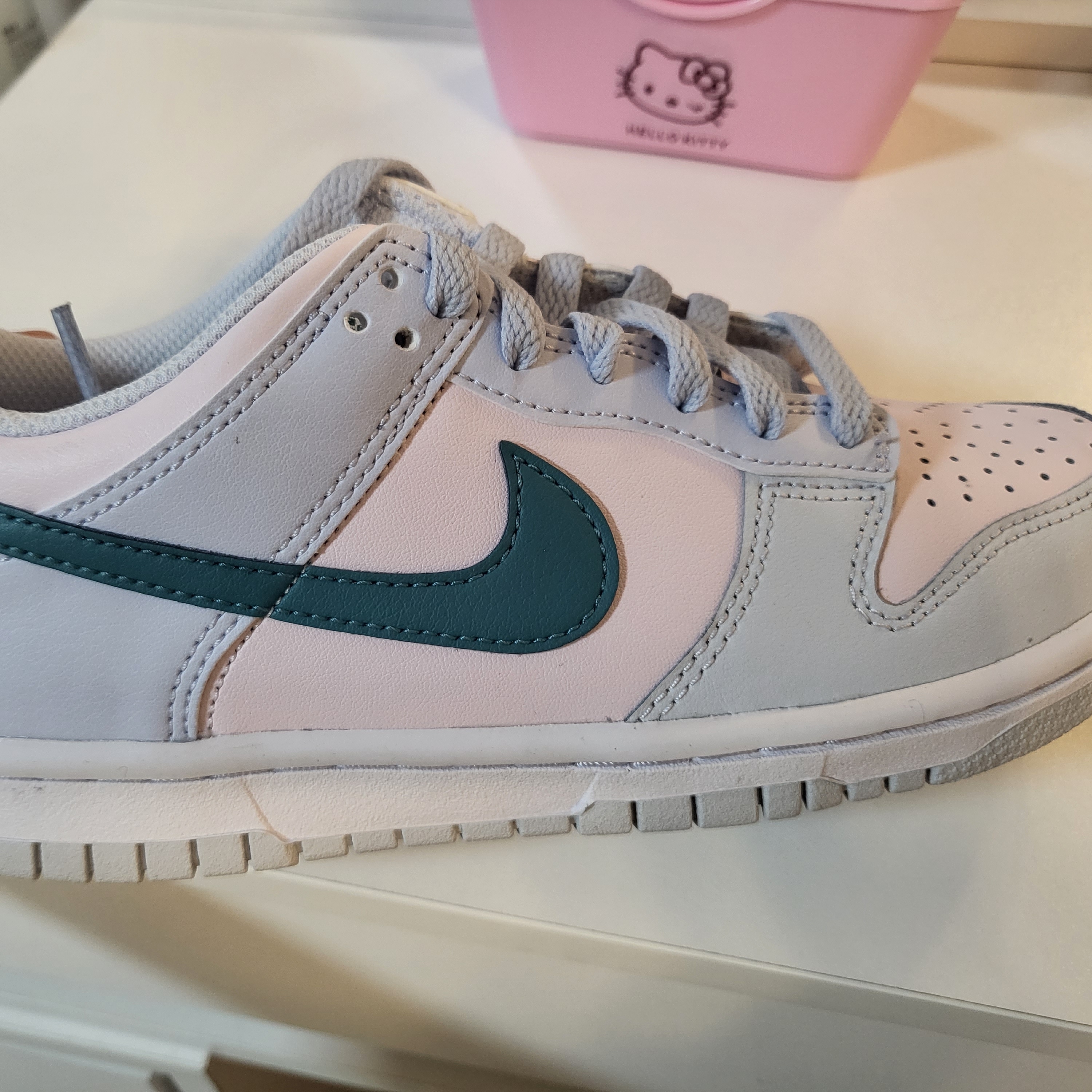 (GS) Nike Dunk Low Football Grey Mineral Teal 착용 스타일
