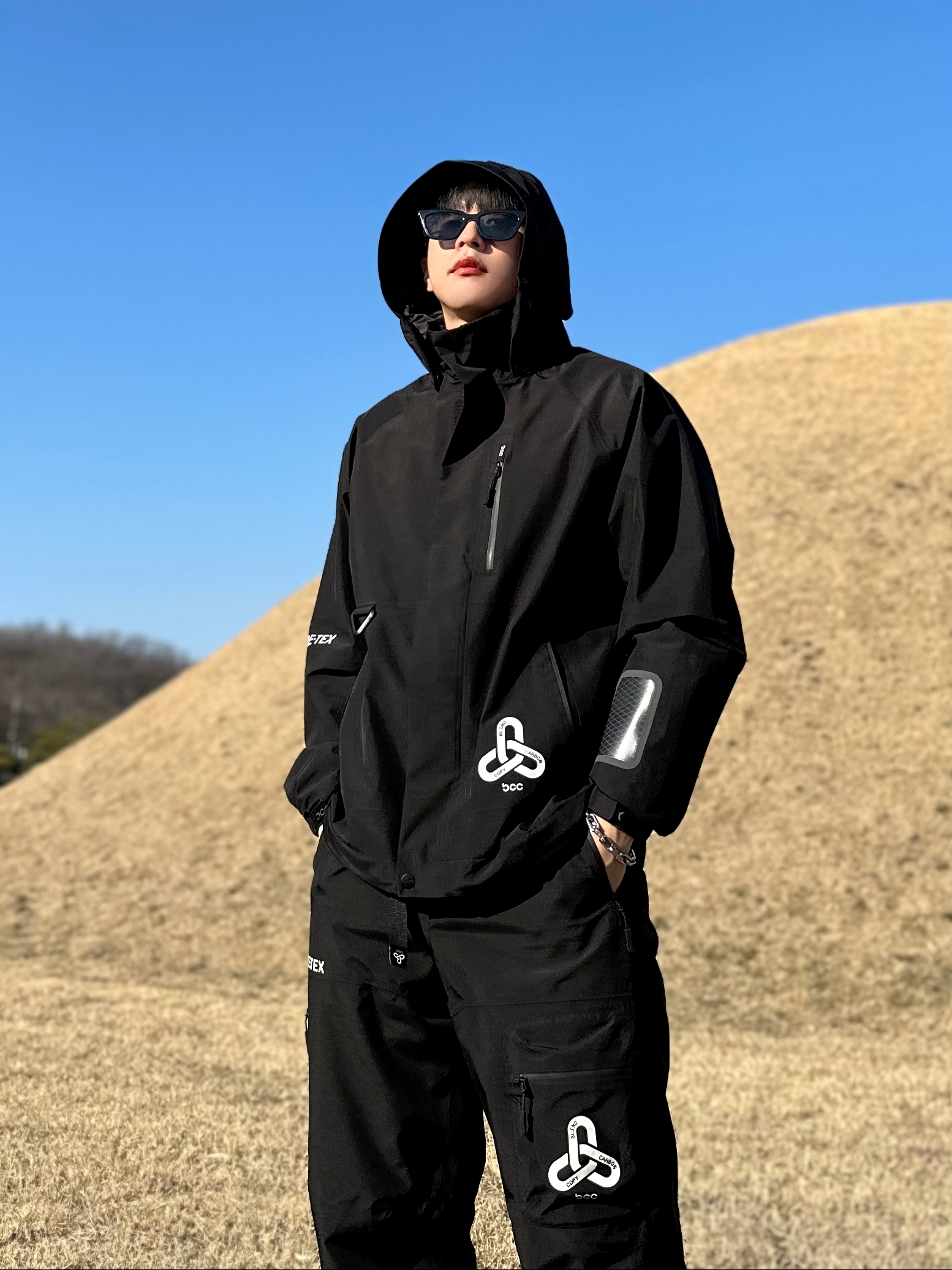Nike x Sacai VaporWaffle Black White 착용 스타일 - 5