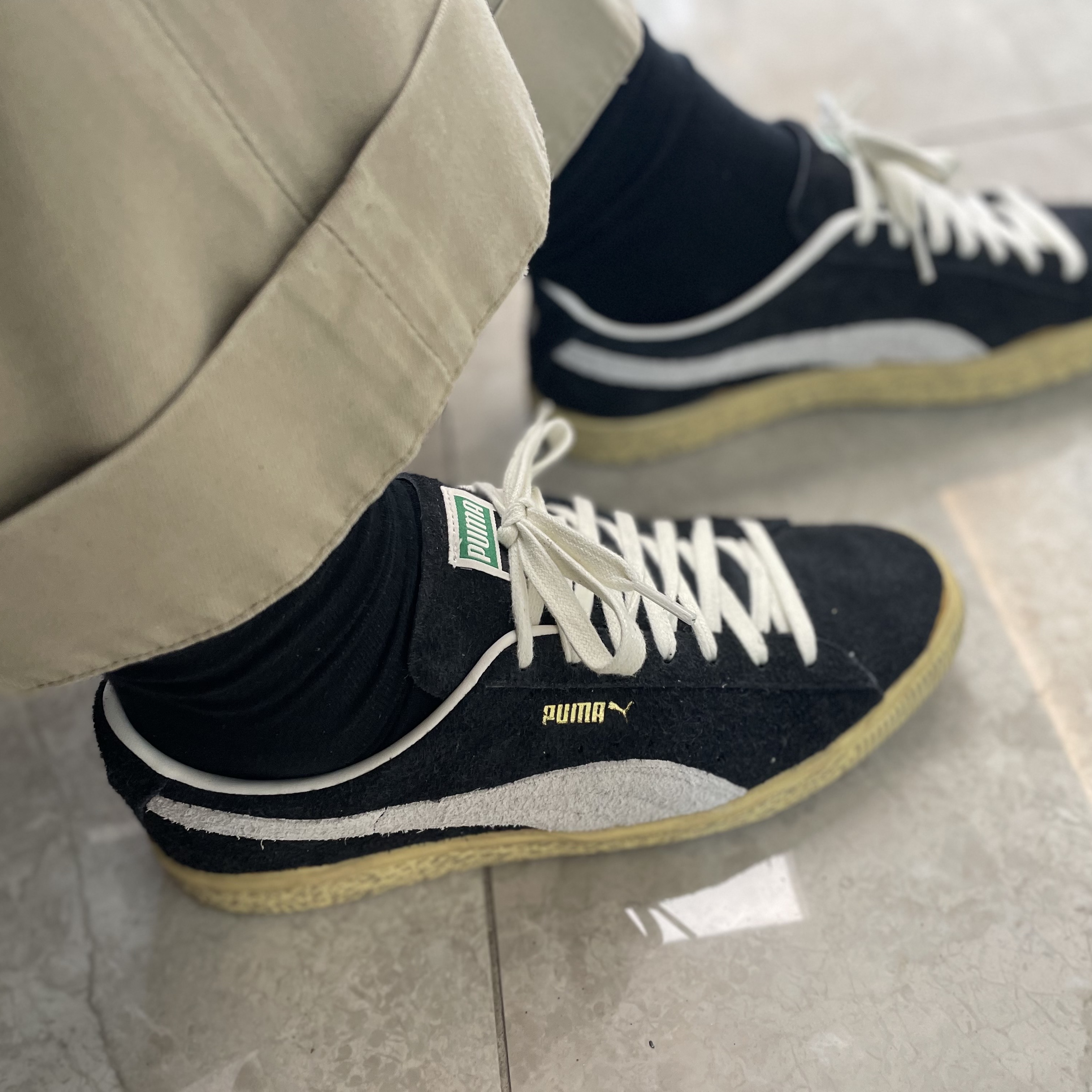 Puma Suede VTG The Never Worn Black 착용 스타일