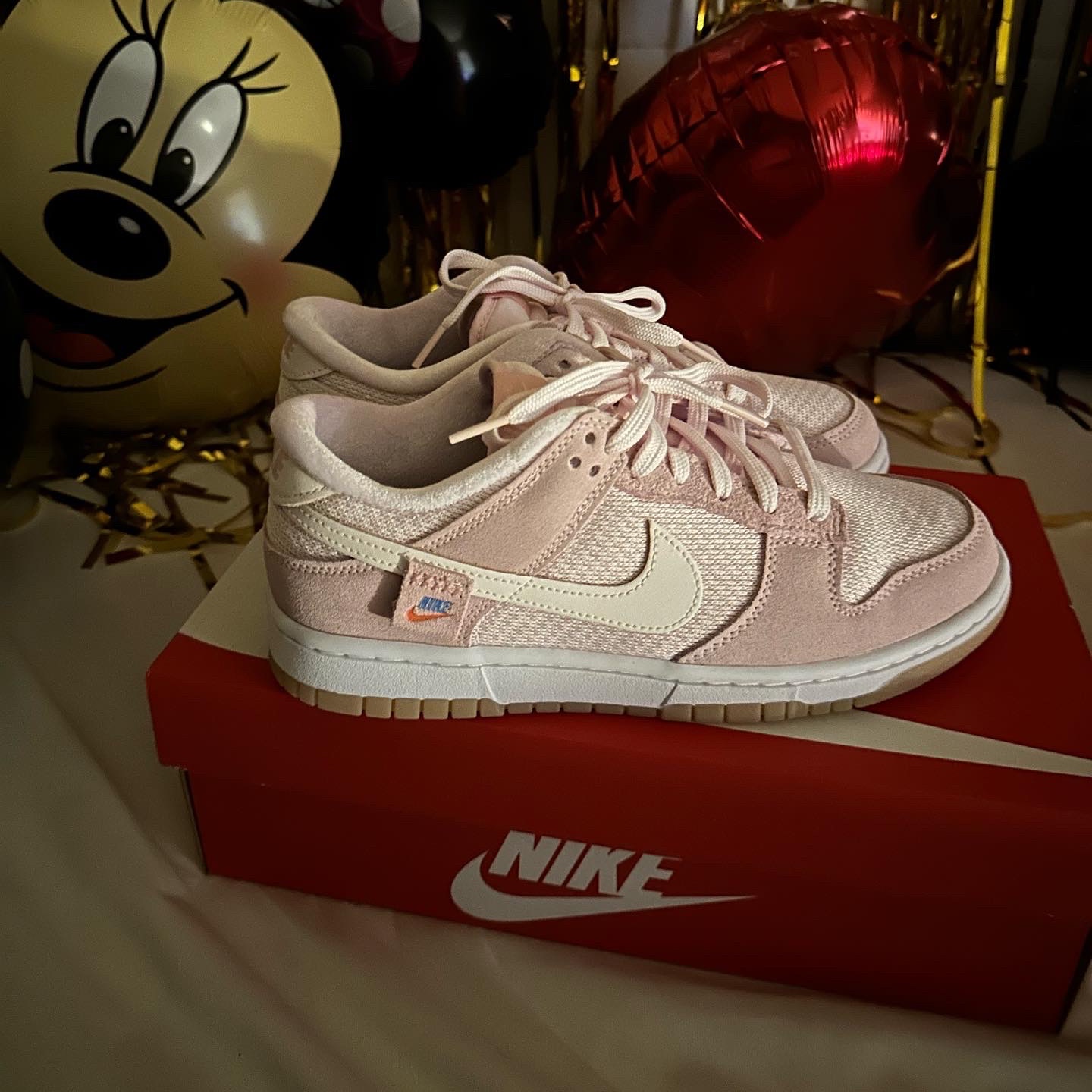 (W) Nike Dunk Low SE Light Soft Pink 착용 스타일 - 3