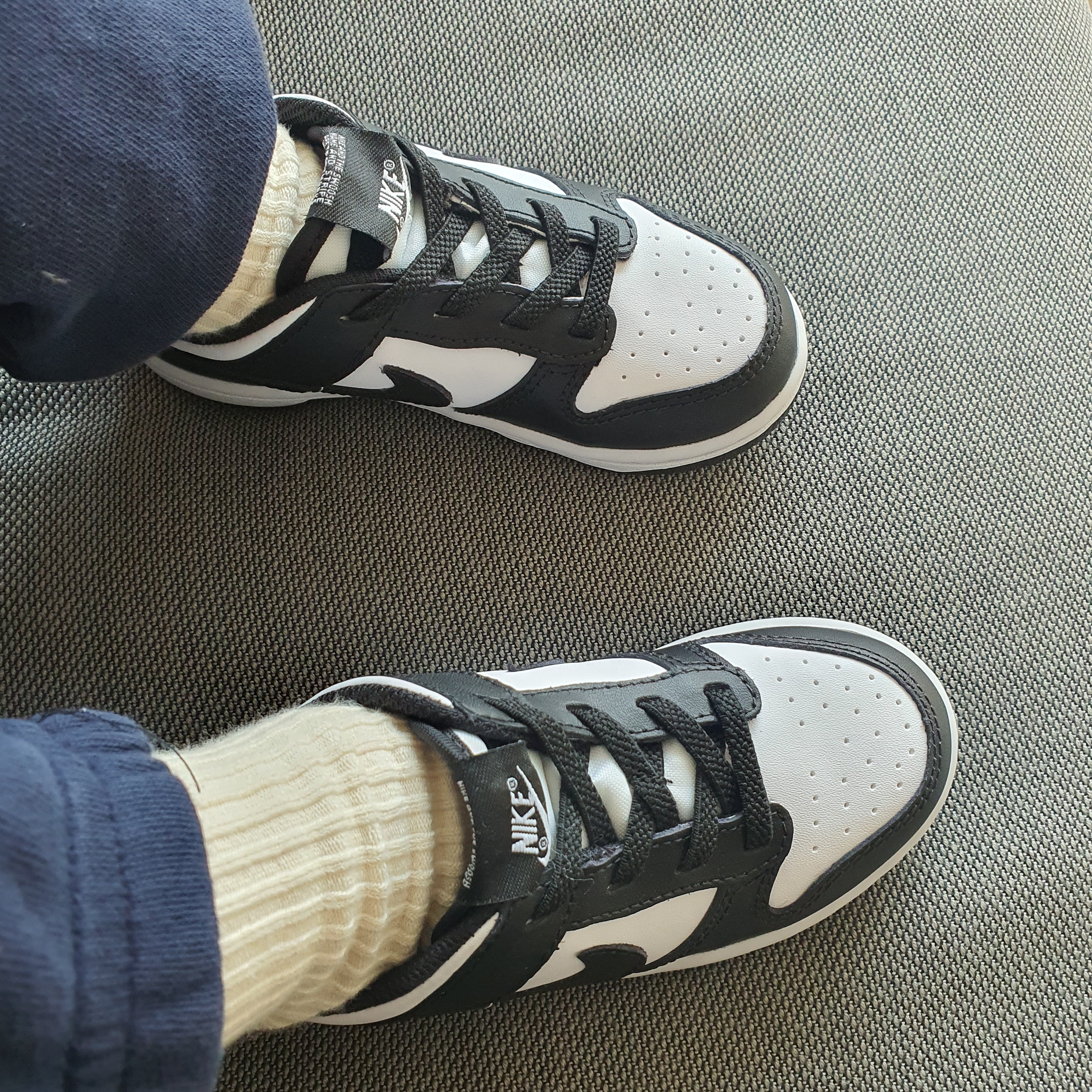 (TD) Nike Dunk Low Black 착용 스타일