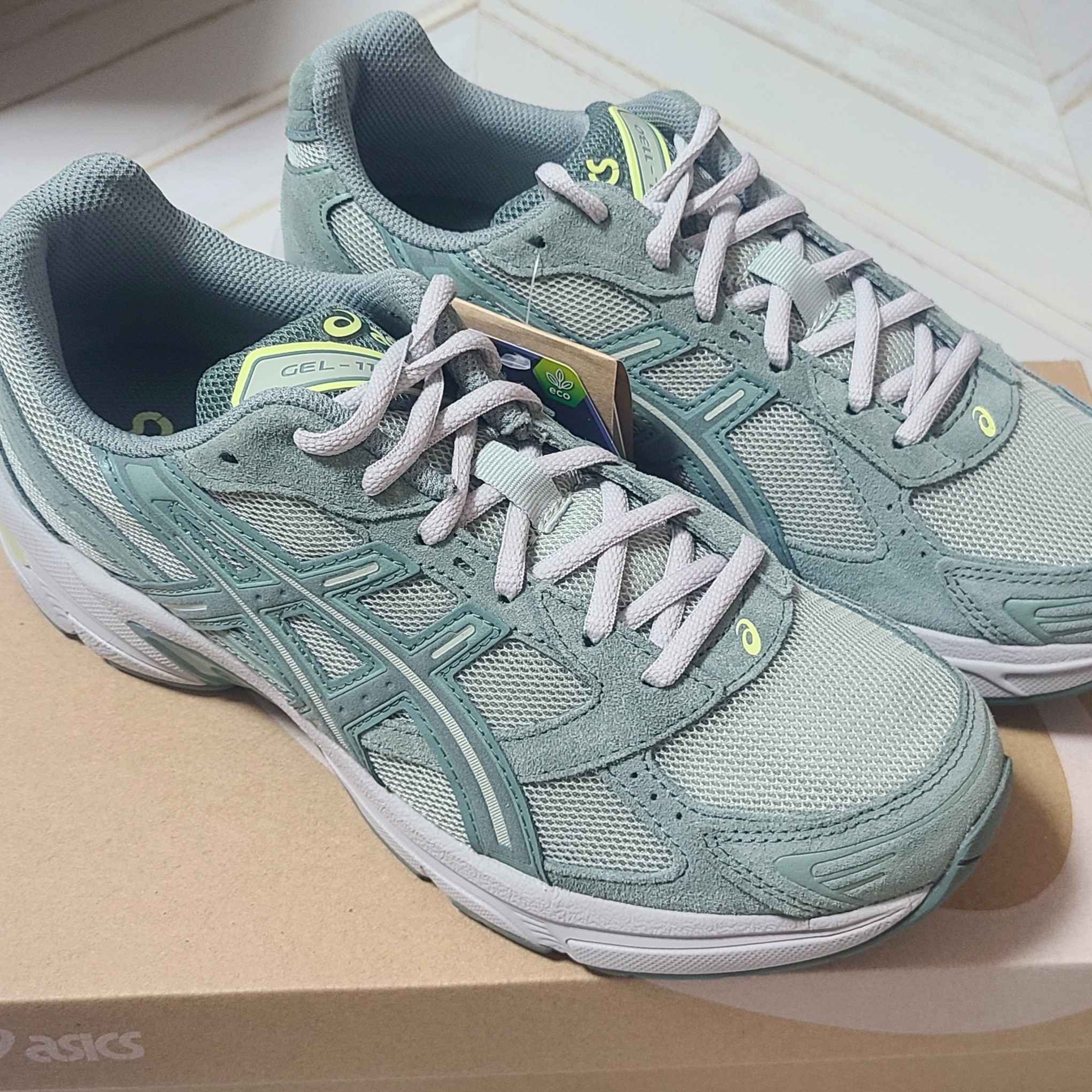 Asics Gel-1130 Olive Grey Ivy 착용 스타일
