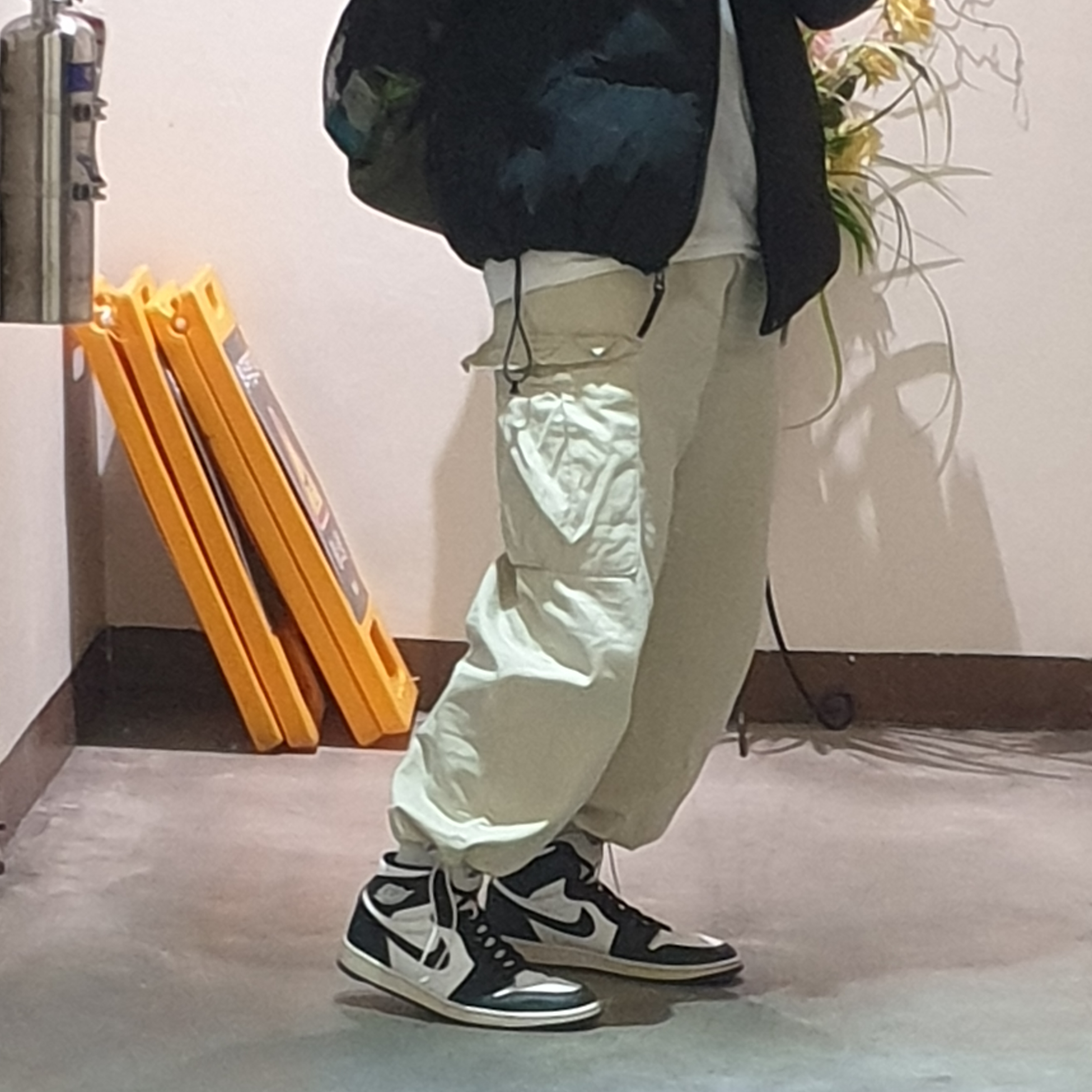 Jordan 1 High 85 Black White, Jordan 1 High Golf White Black 착용 스타일 - 2