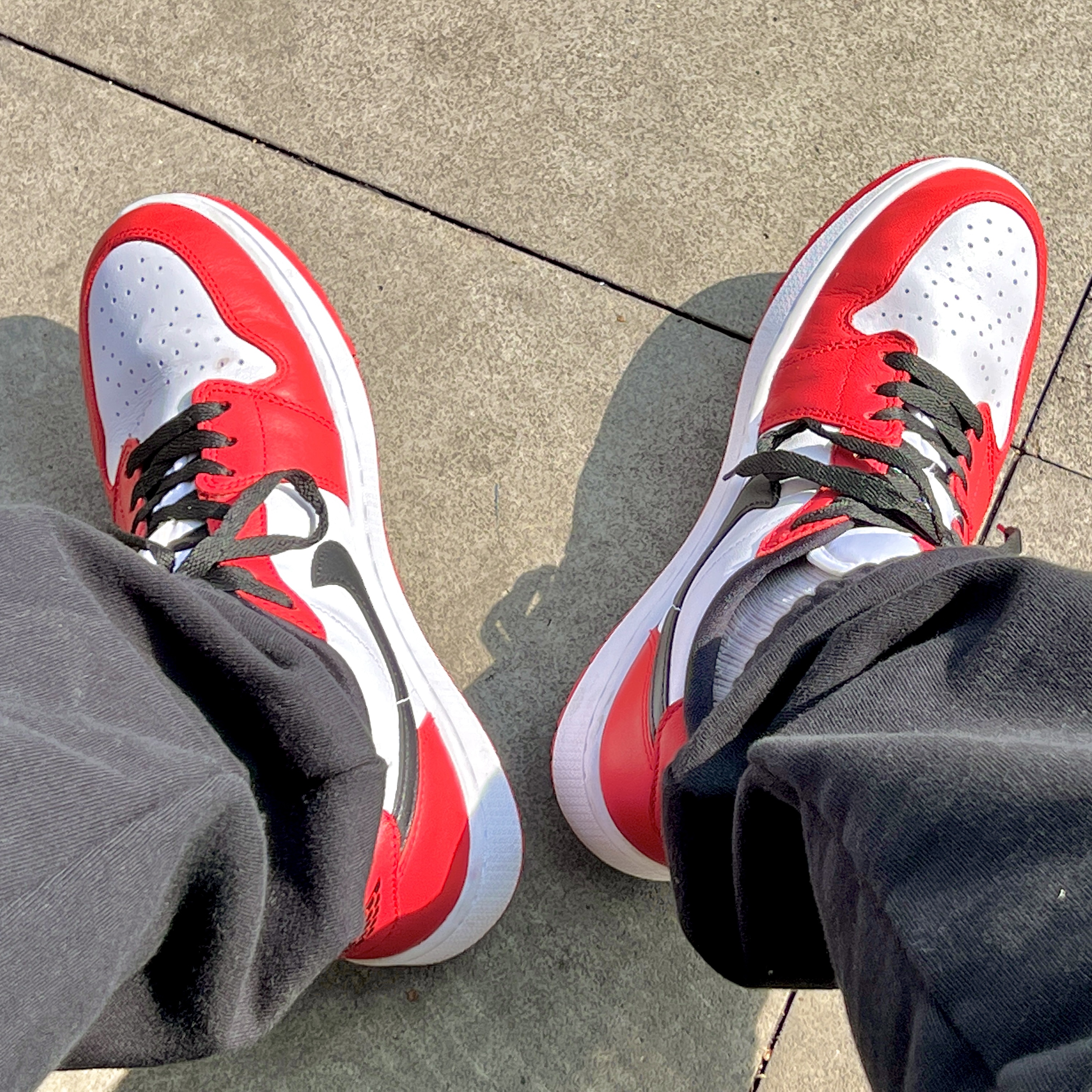 Jordan 1 Low Golf Chicago 착용 스타일
