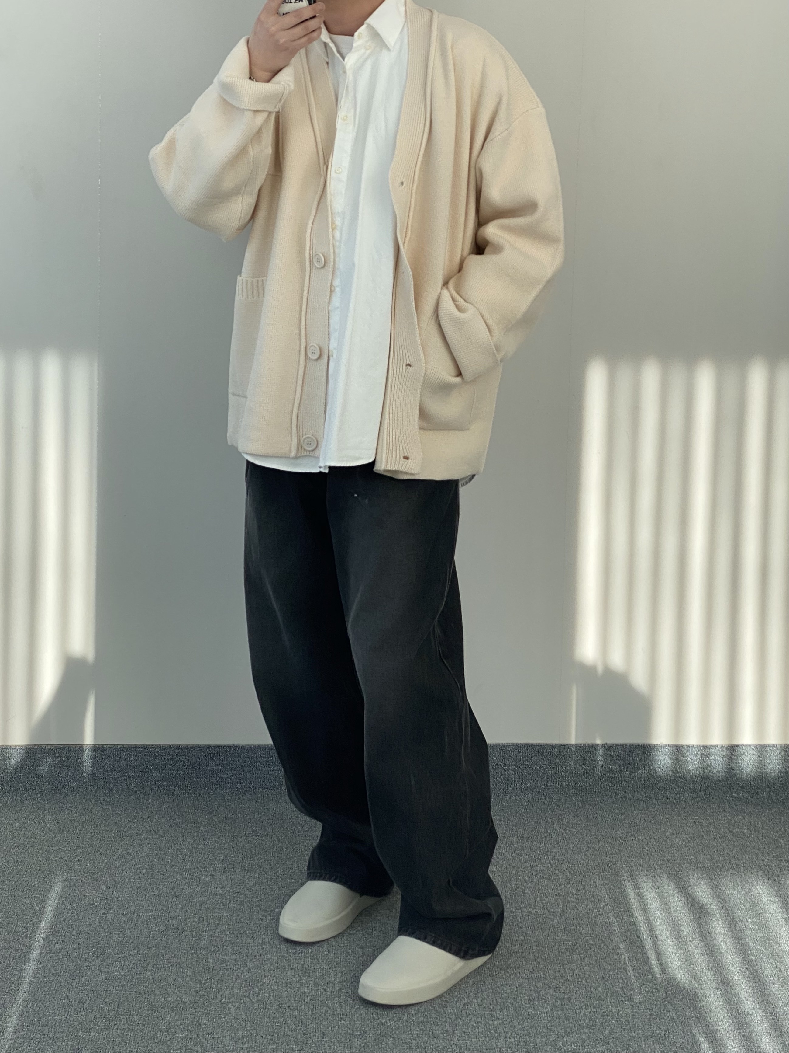 Fear of God The California Cement 착용 스타일