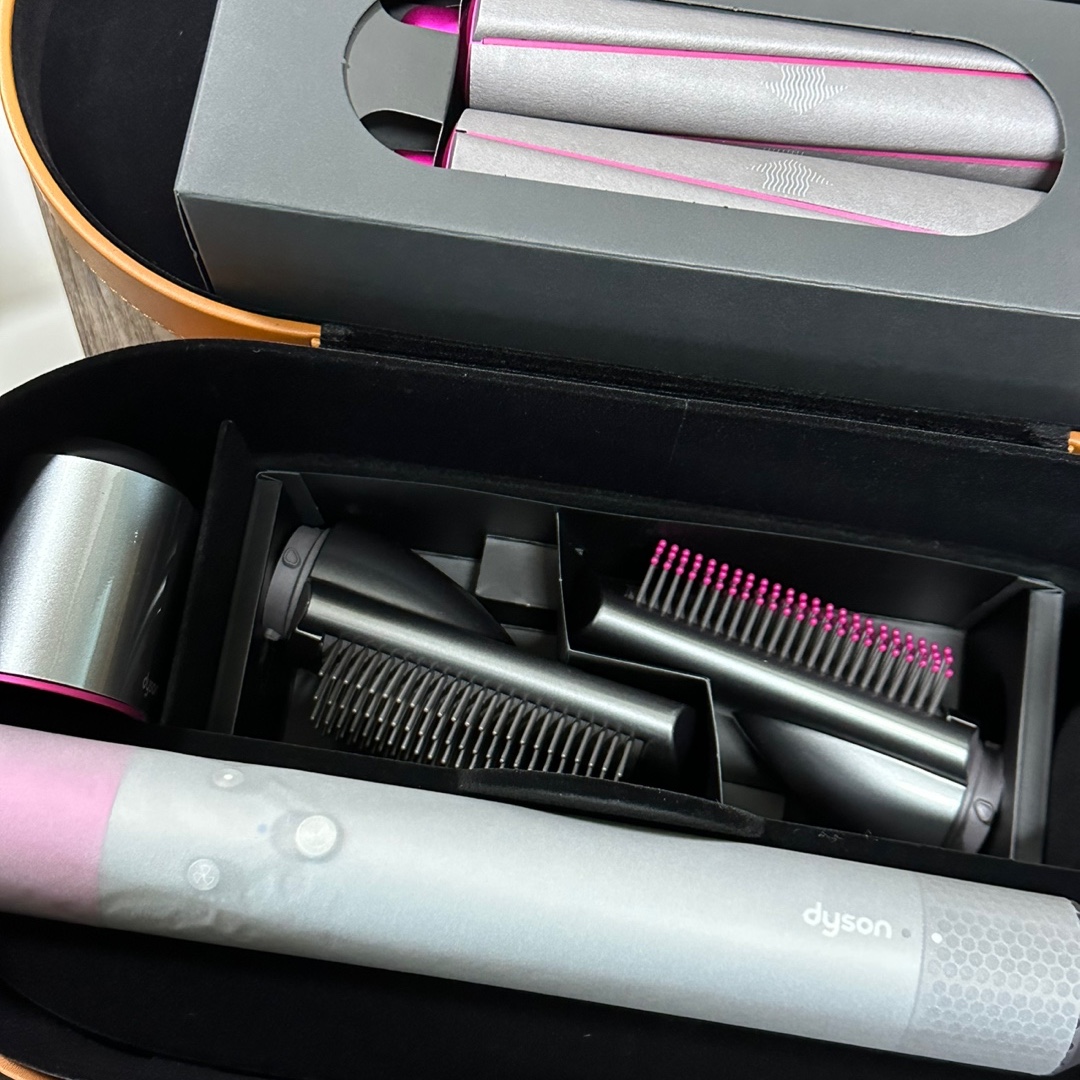 Dyson Airwrap Styler Complete Long Nickel Fuchsia (Korean Ver.) 착용 스타일 - 2