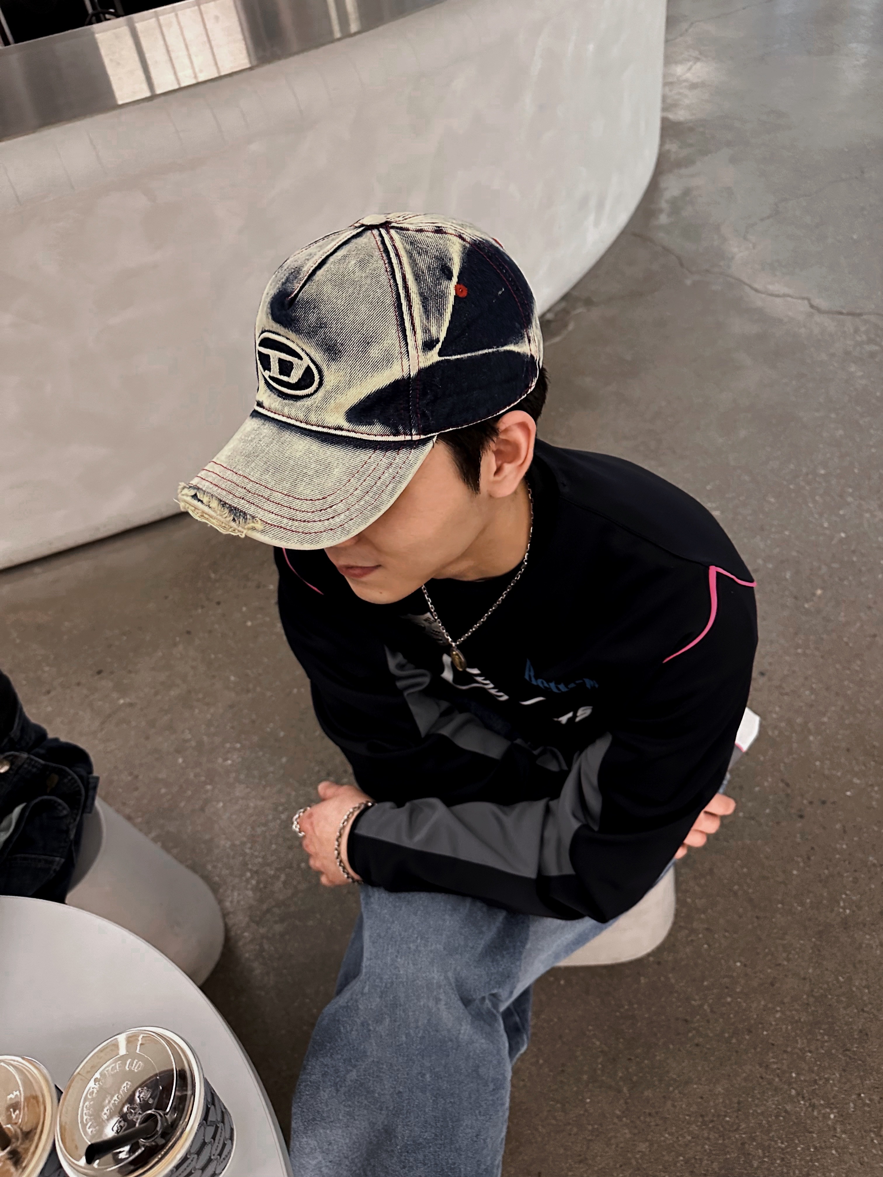 Diesel C-Seymon Treated Denim Baseball Cap Blue White, Dada x Better Gift Shop Football Jersey Black 착용 스타일 - 1