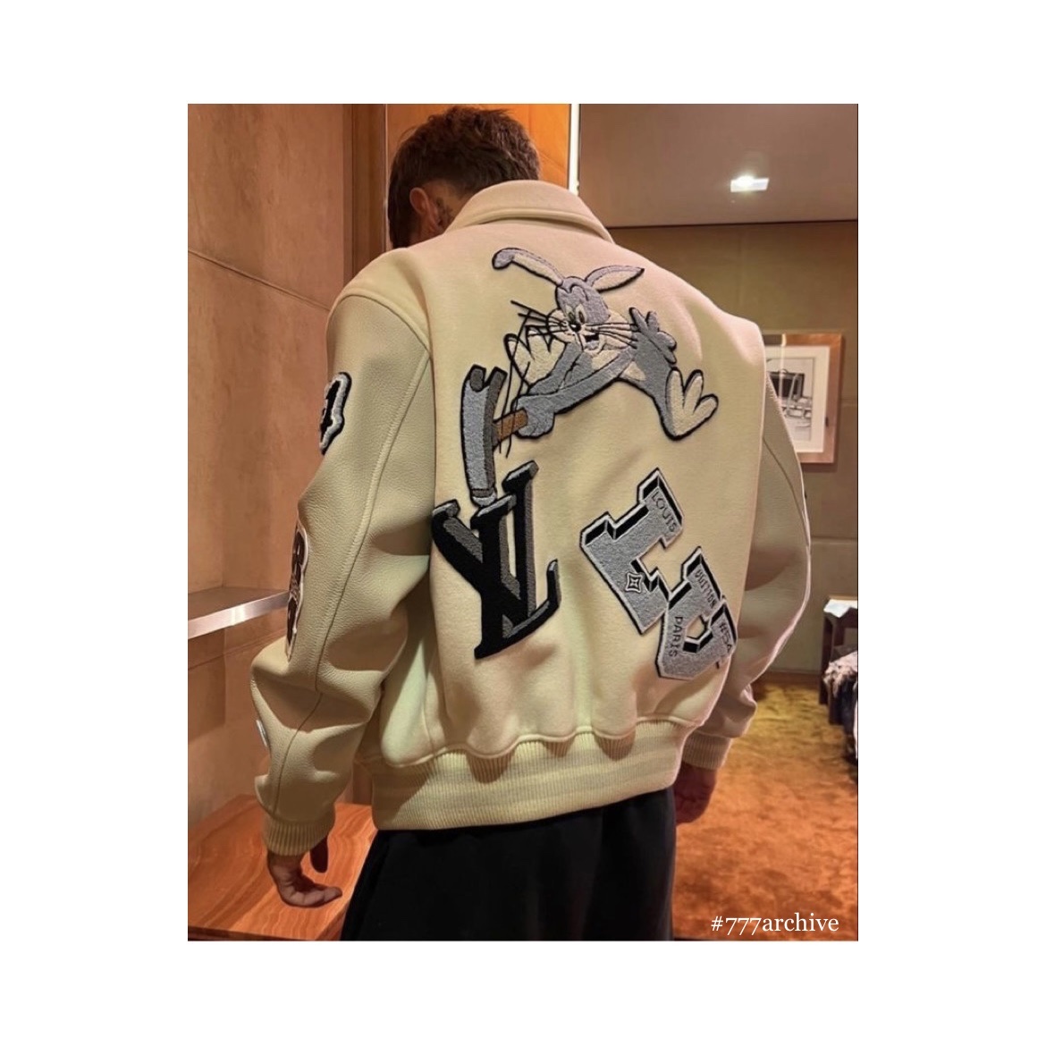 Louis Vuitton x Nigo Reversible Padded Blouson Deep Grey, Louis Vuitton Multi Patch Mixed Leather Varsity Blouson Milky White 착용 스타일 - 2