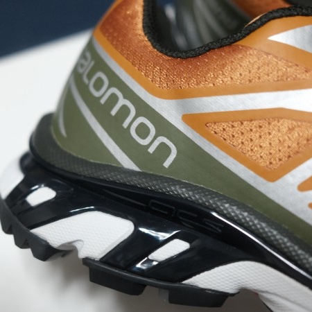 Salomon x And Wander XT-6 Golden Oak 착용 스타일 - 3