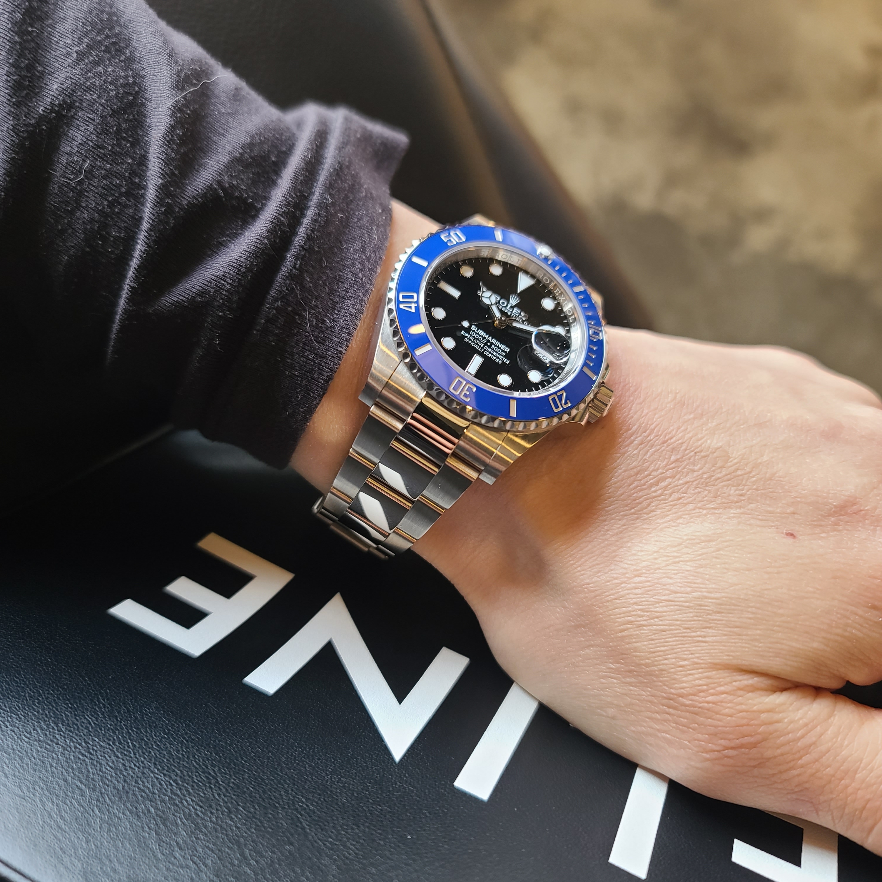 Rolex Submariner Date 41mm 126618LB Blue Green Oyster 착용 스타일 - 1
