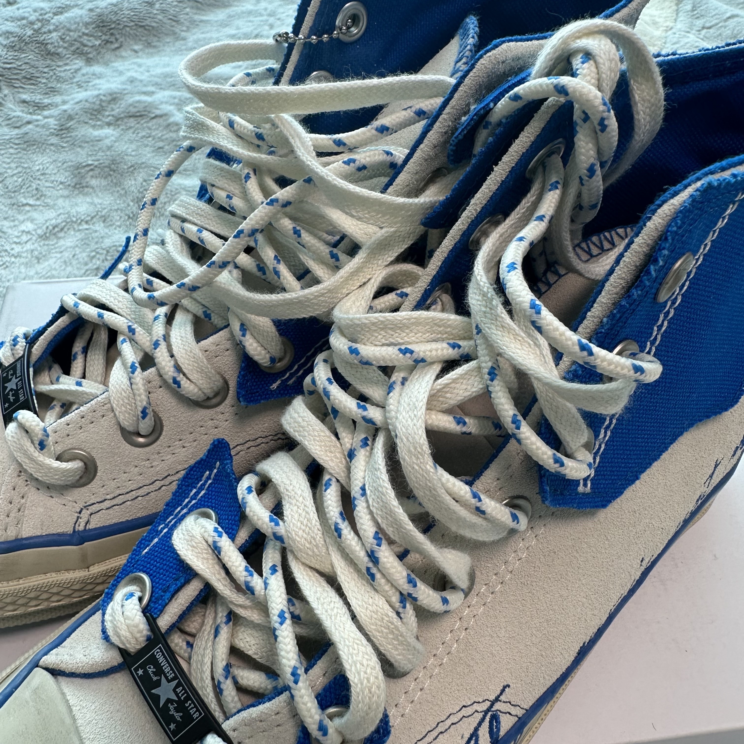 Converse x Ader Error Chuck 70 High White 착용 스타일 - 2