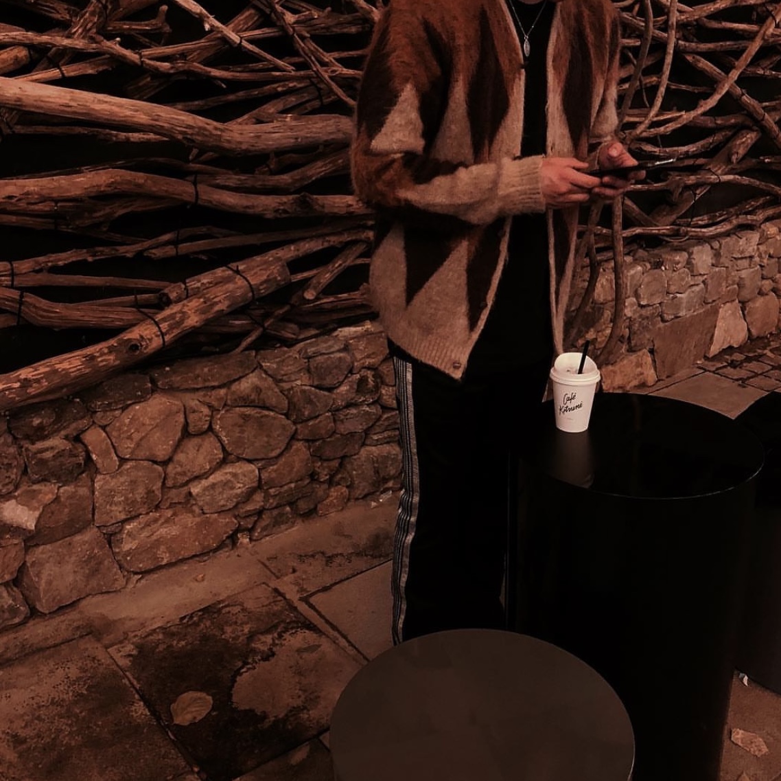 Needles Straight Track Pants Poly Smooth Black, Needles Mohair Papillon Cardigan Grey 착용 스타일 - 1
