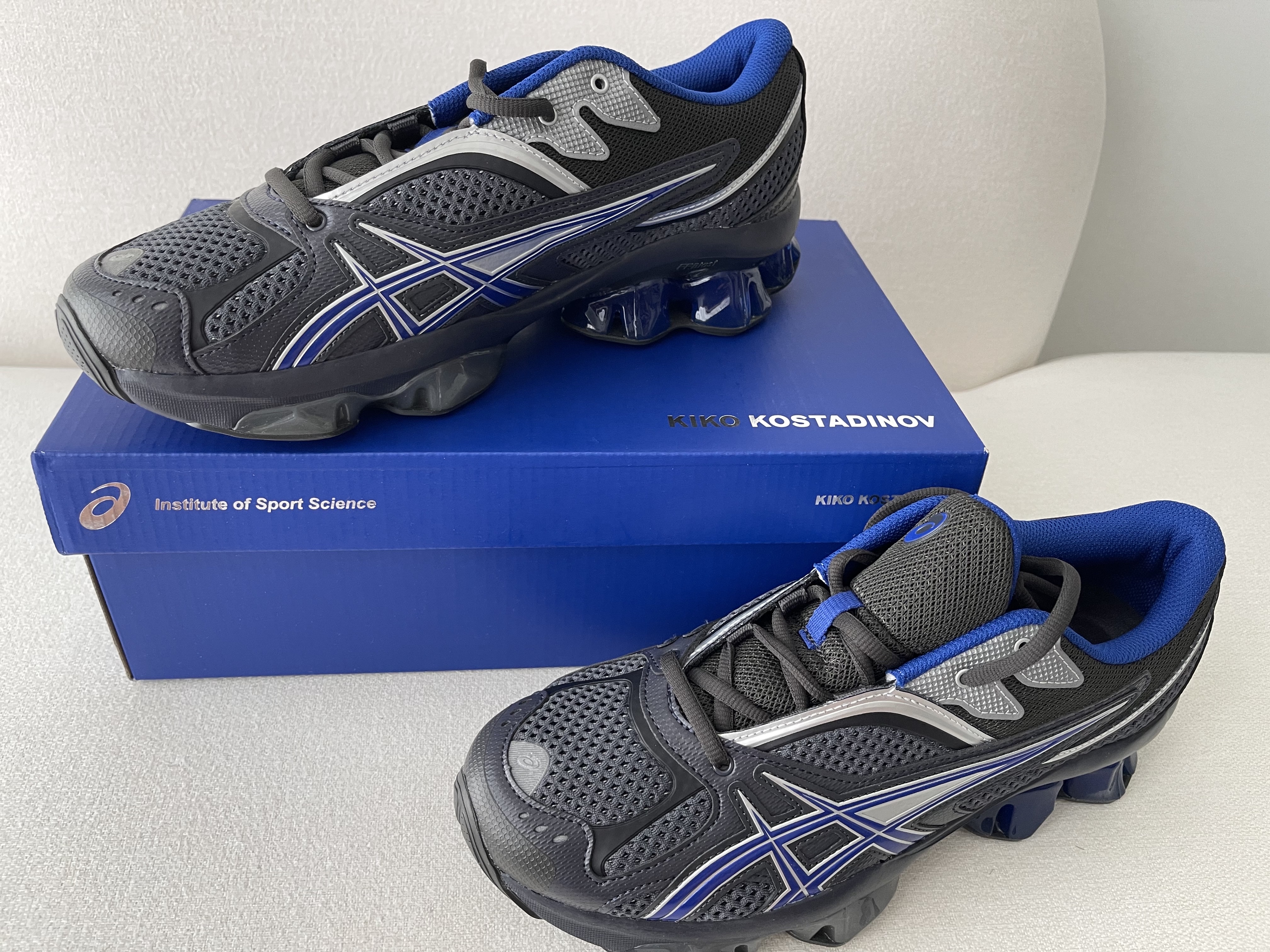 Asics x Kiko Kostadinov Gel-Quantum Zientzia Dark Grey 착용 스타일
