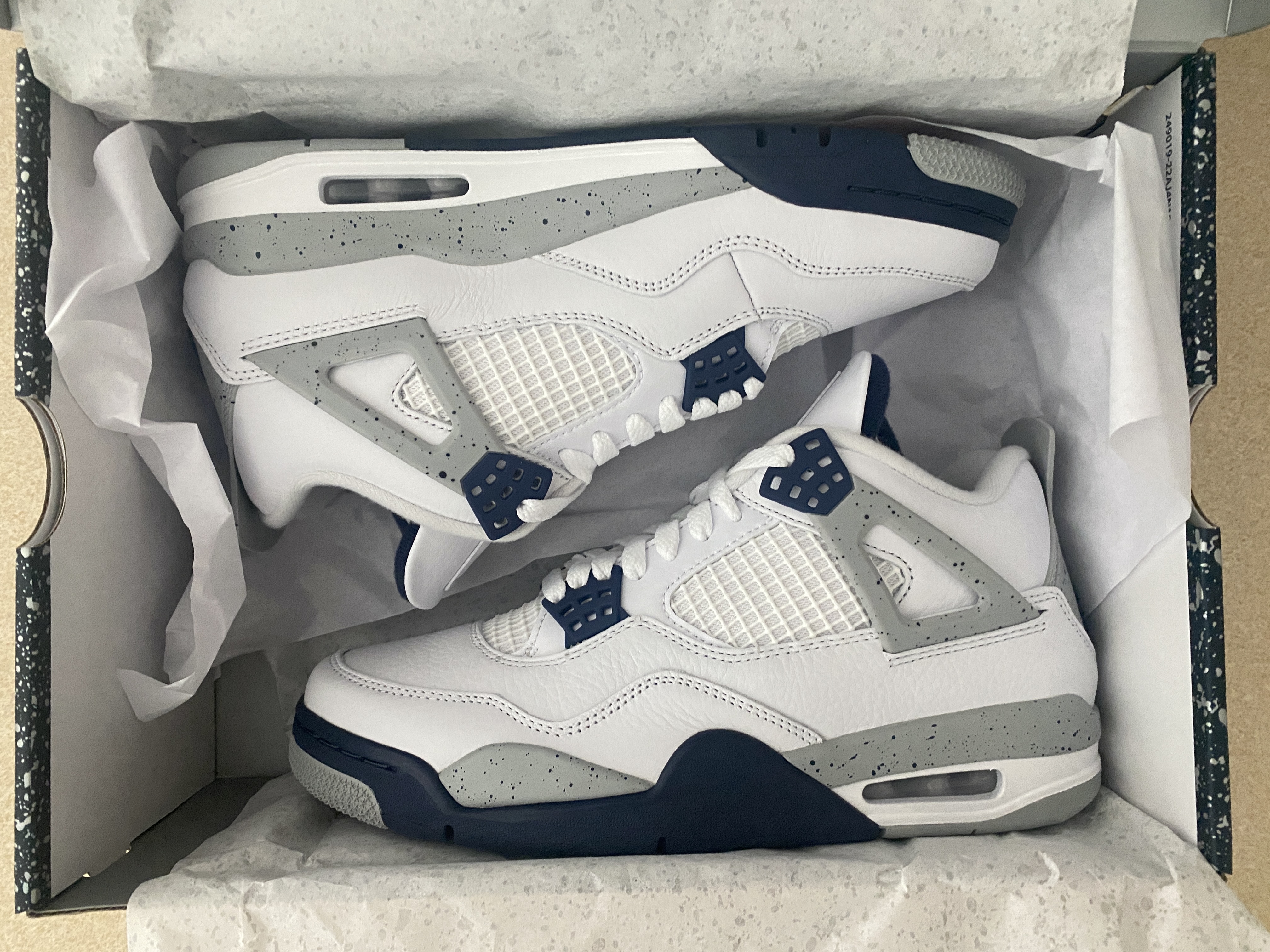 Jordan 4 Retro Midnight Navy 착용 스타일