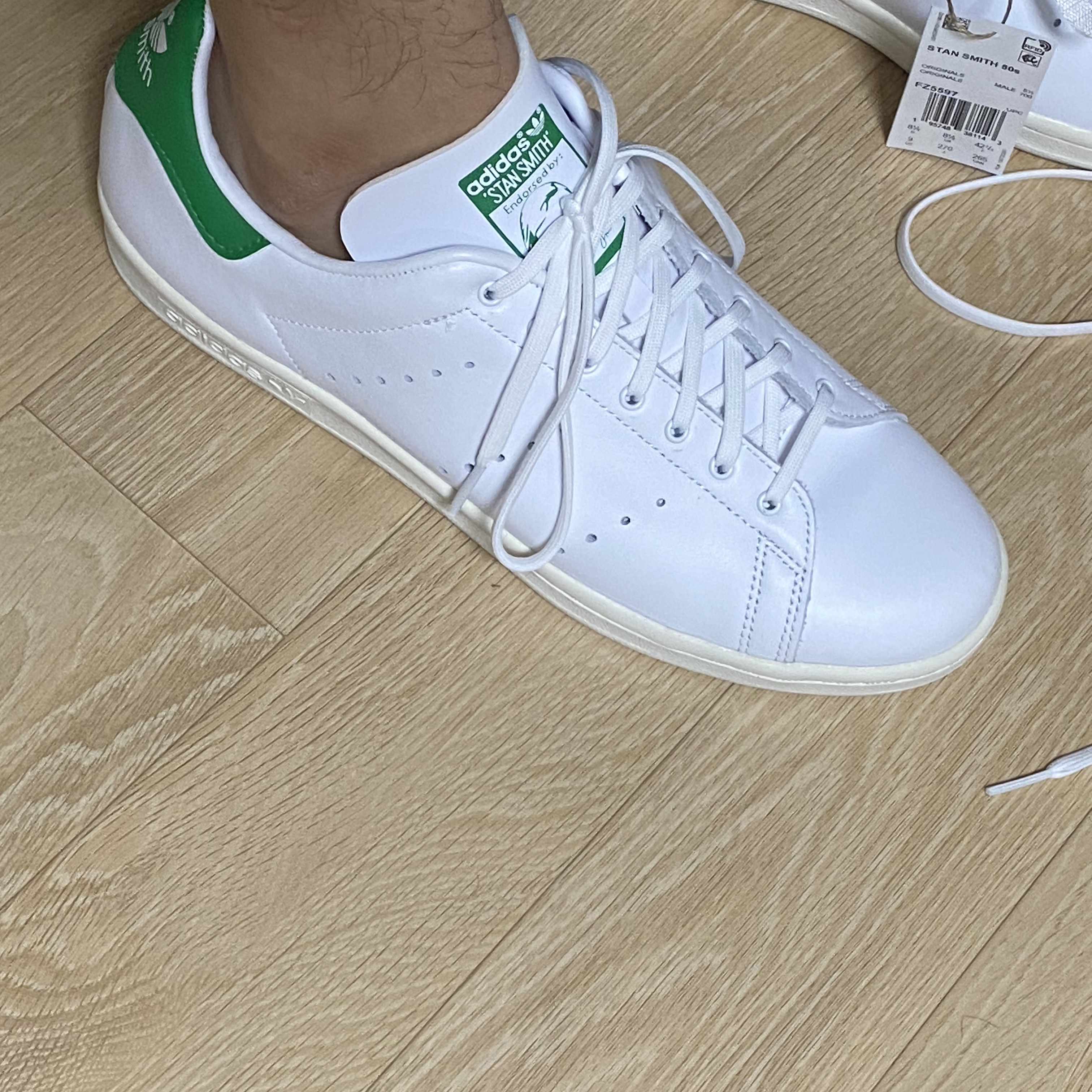 Adidas Stan Smith 80s Cloud White Green 착용 스타일 - 2