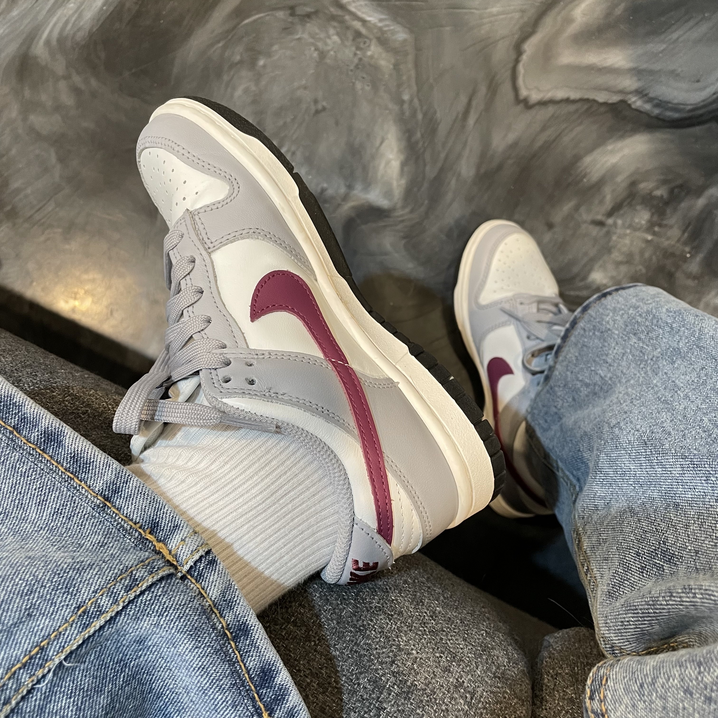 (W) Nike Dunk Low Wolf Grey Rosewood 착용 스타일