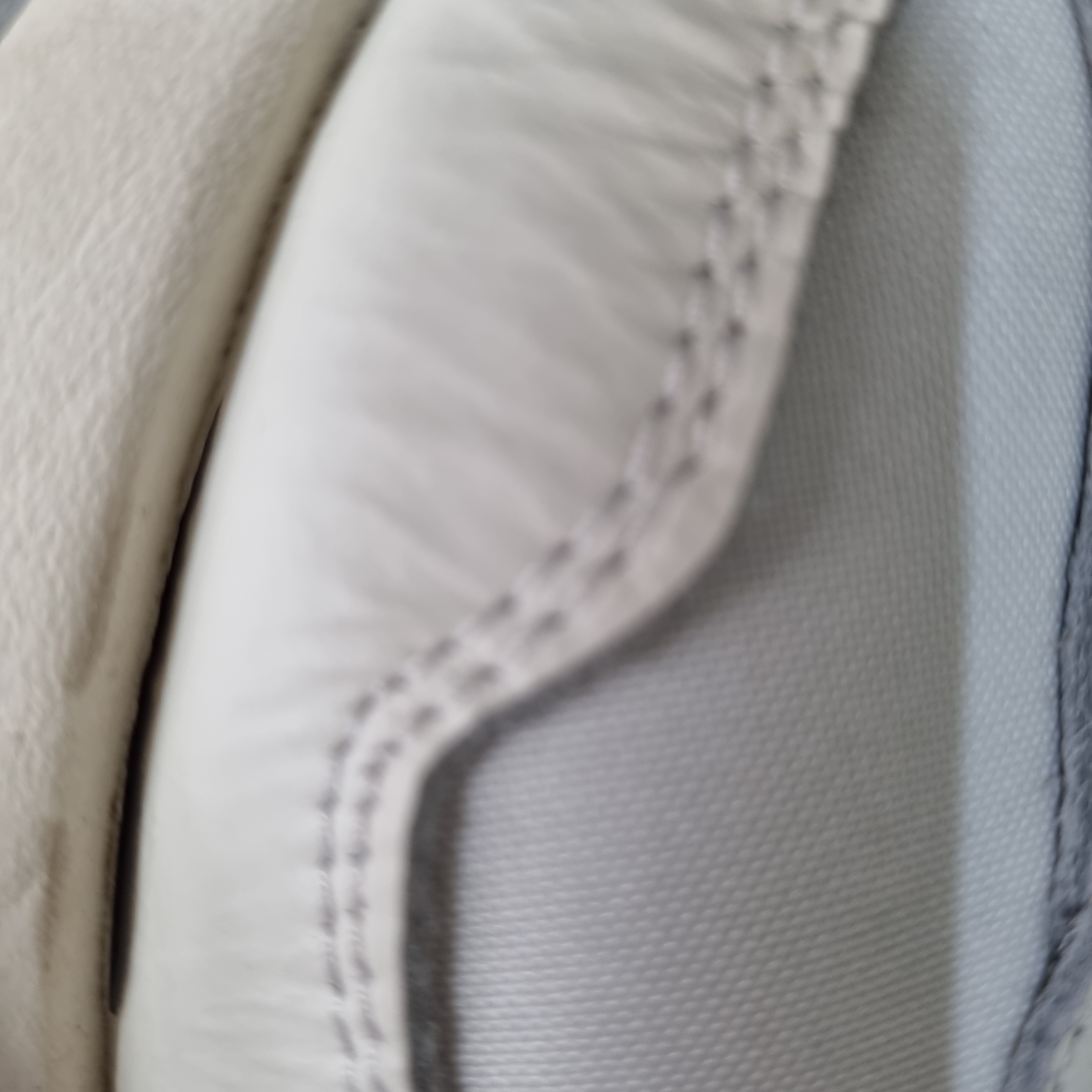 New Balance 327 Shifted White Pack 착용 스타일