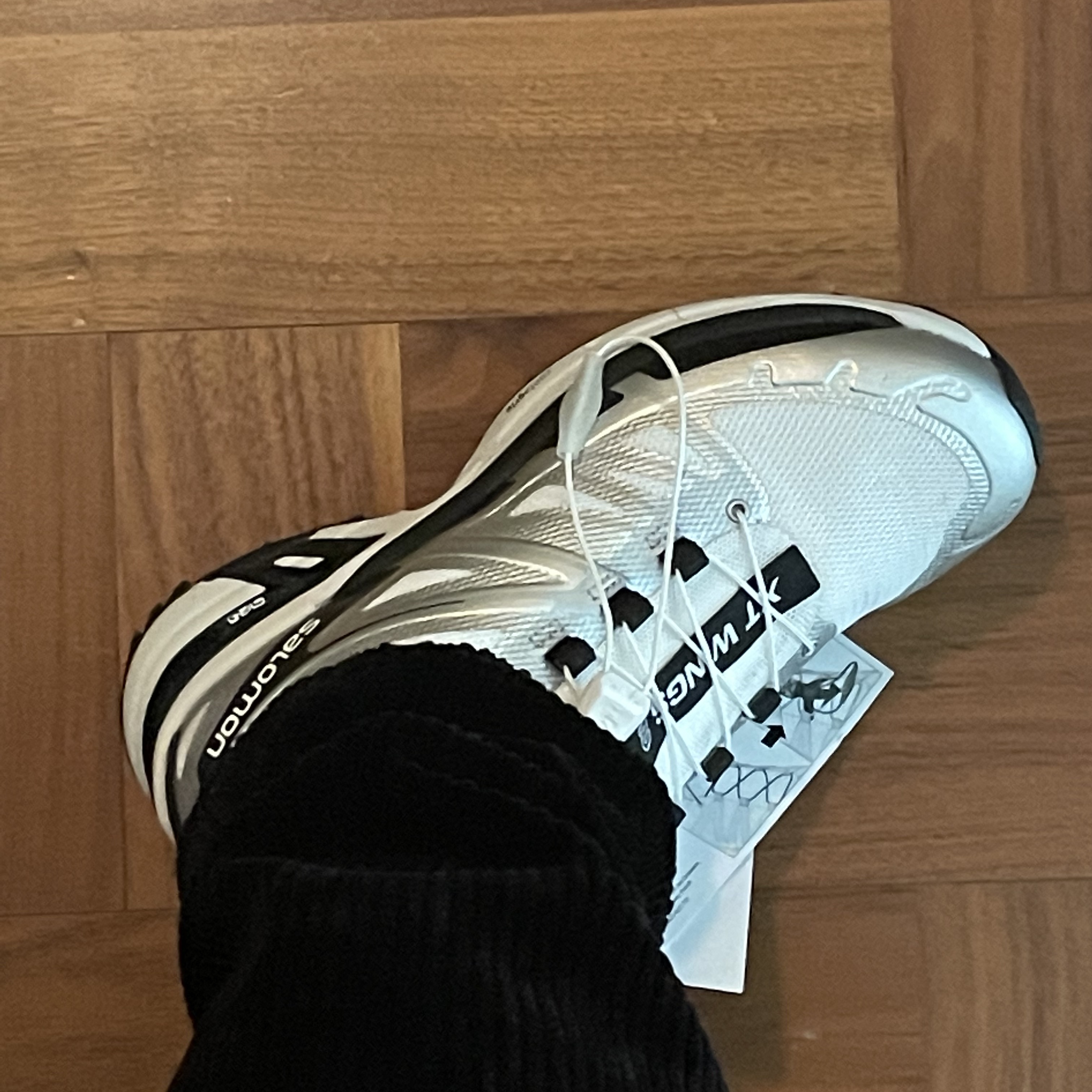 Salomon XT-Wings 2 White Silver Metallic 착용 스타일 - 2
