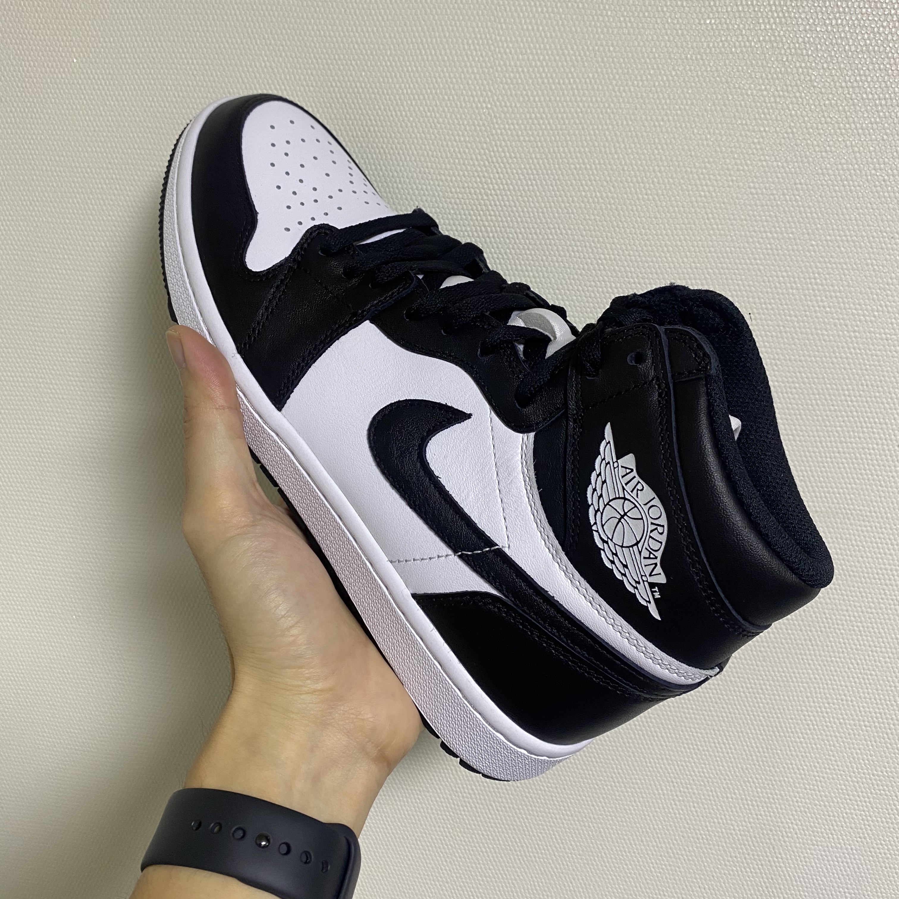 Jordan 1 High Golf White Black 착용 스타일