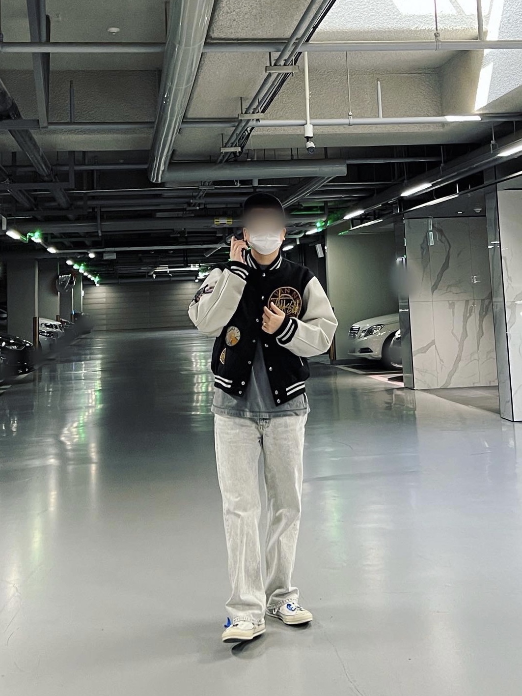 Stussy x Dries Van Noten Varsity Jacket Black, Converse x Ader Error Chuck 70 High White 착용 스타일 - 2