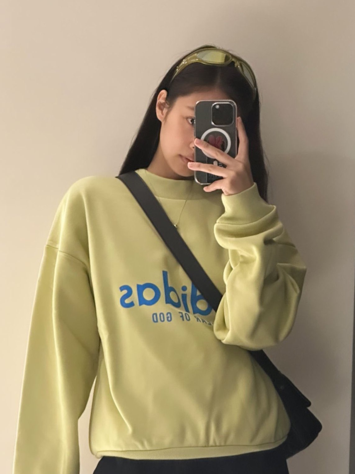 Gentle Monster x Maison Margiela MM003 Yellow Blue Mirror 착용 스타일