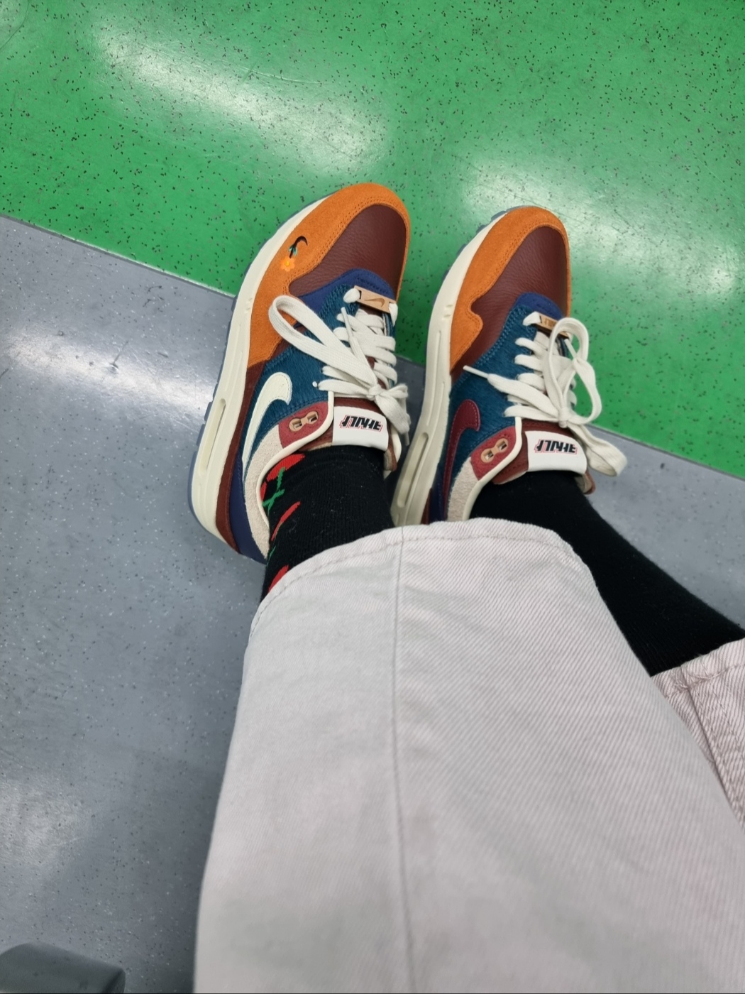 Nike x Kasina Air Max 1 SP Won-Ang Orange, Nike x Kasina Air Max 1 SP Won-Ang Orange (With Special Gift) 착용 스타일