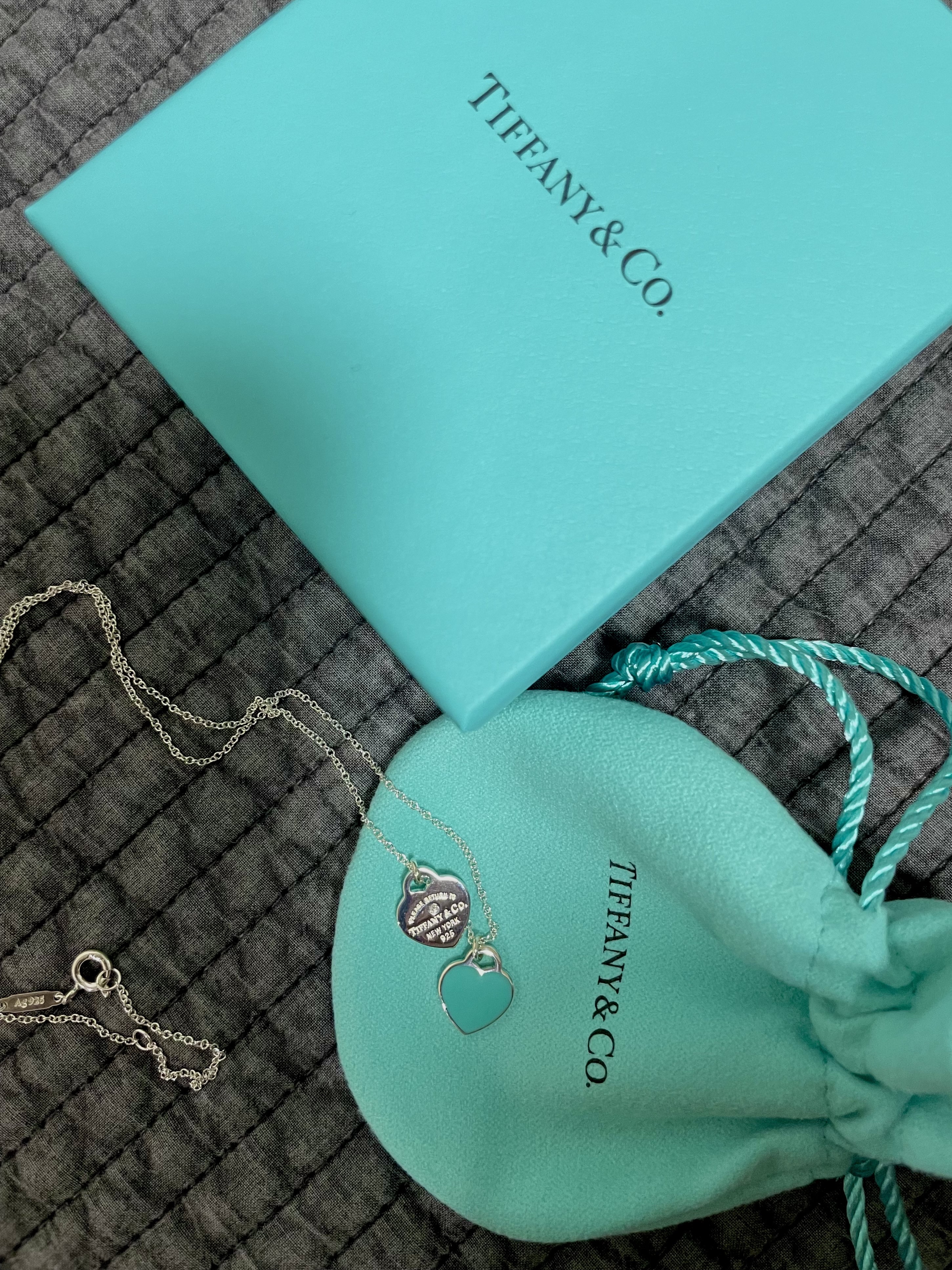 Tiffany & Co. Return To Tiffany Blue Double Heart Tag Pendant Mini Silver 착용 스타일