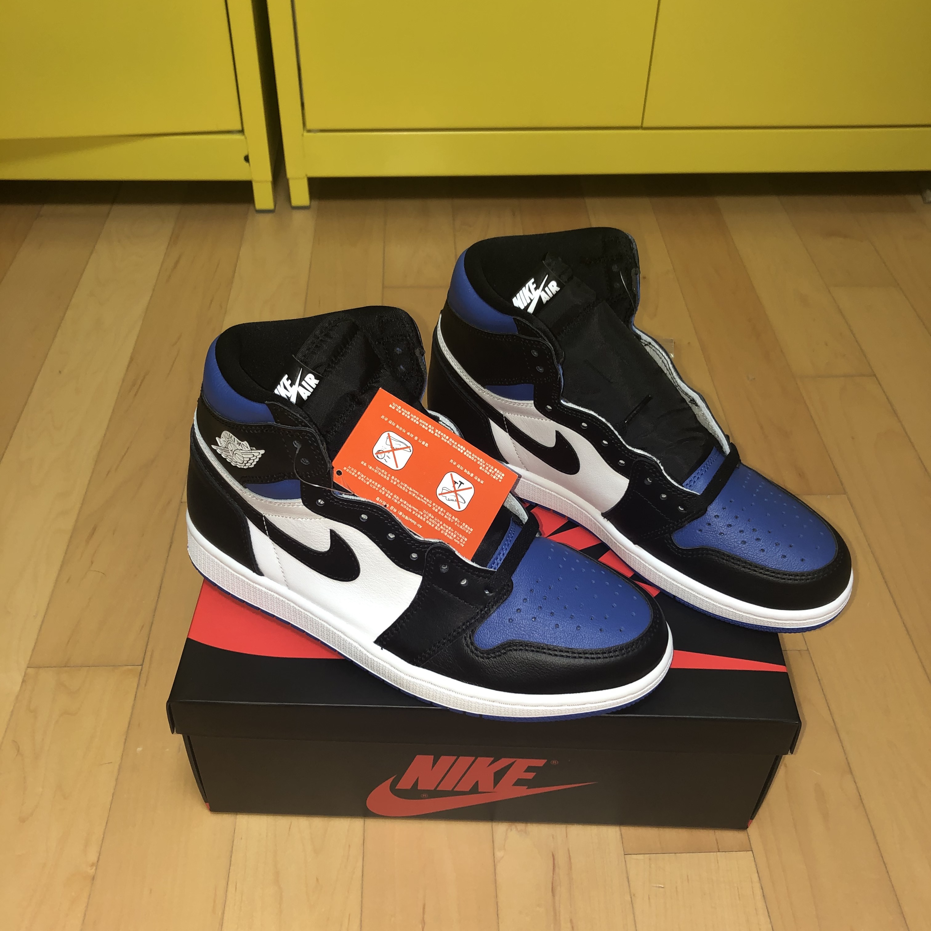Jordan 1 Retro High OG Royal Toe 착용 스타일