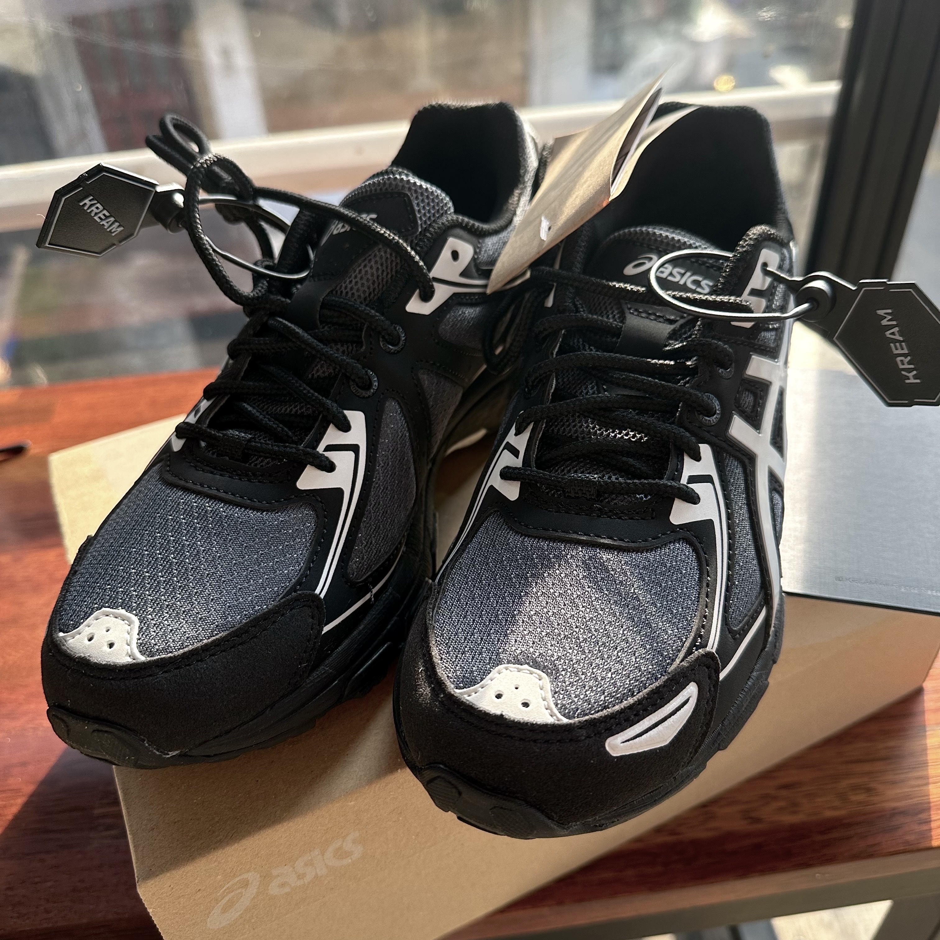 Asics Gel-Venture 6 Carrier Grey 착용 스타일