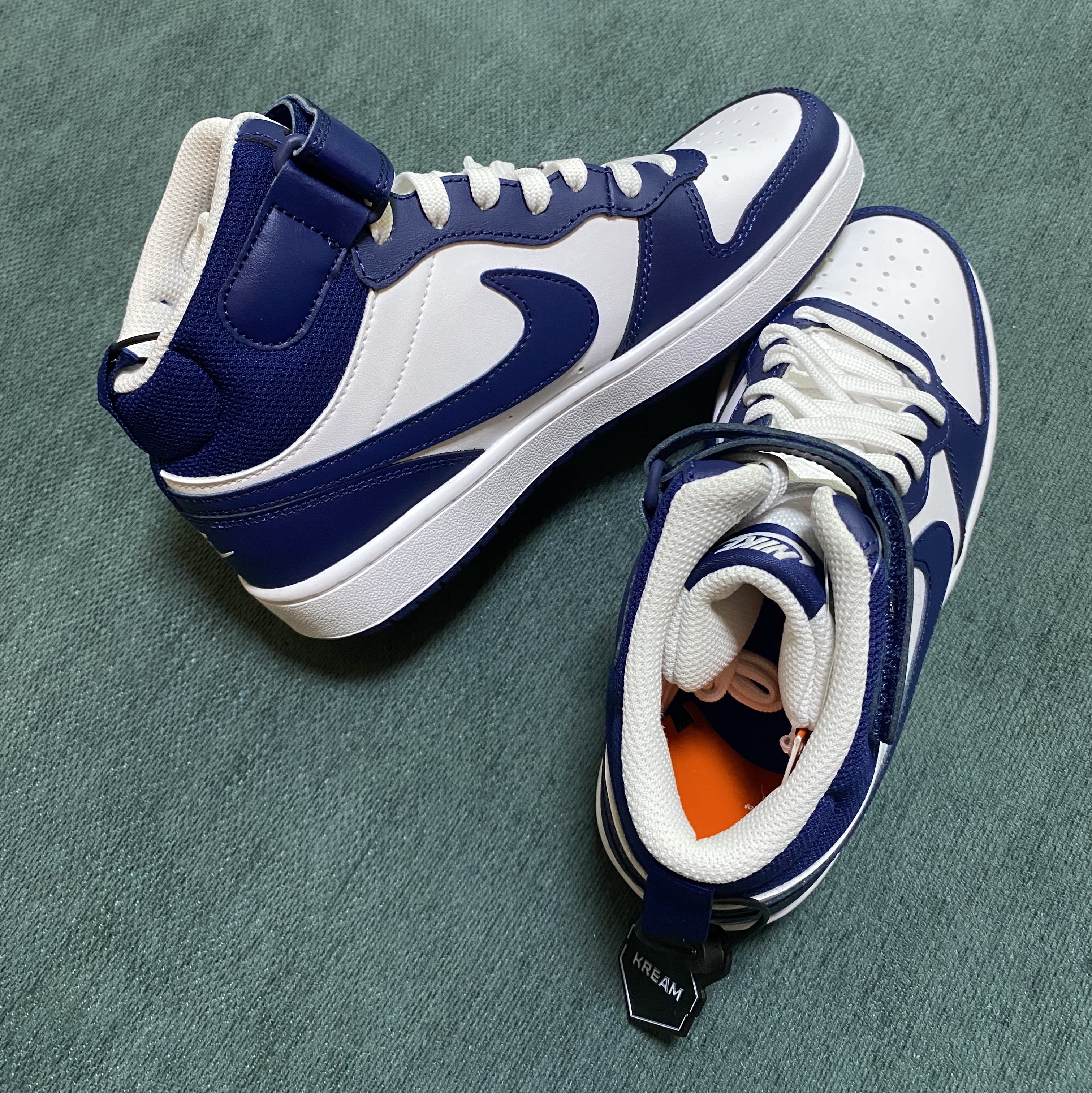 (GS) Nike Court Borough Mid 2 White Blue Void 착용 스타일